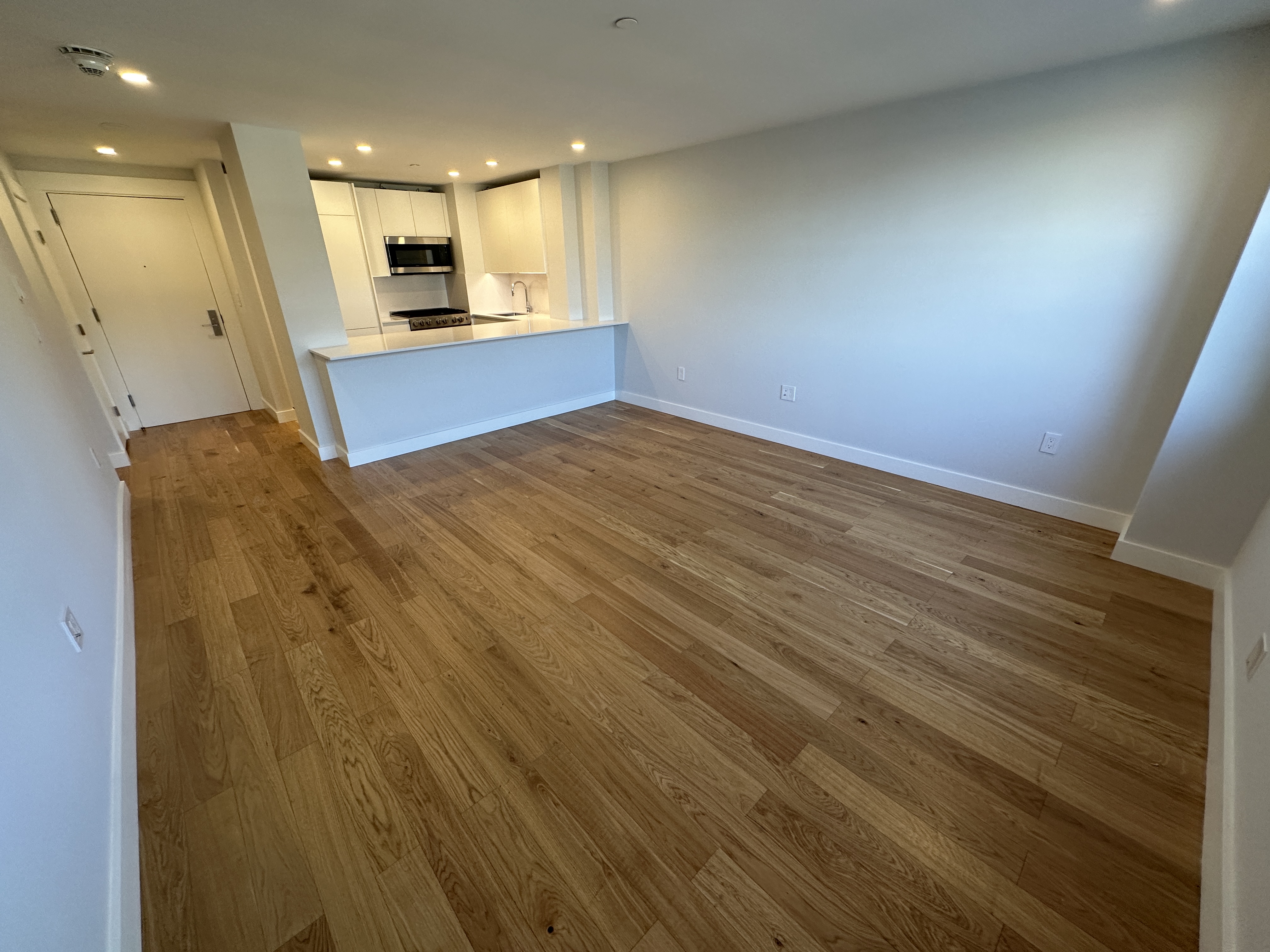 1410 Columbia Rd, South Boston