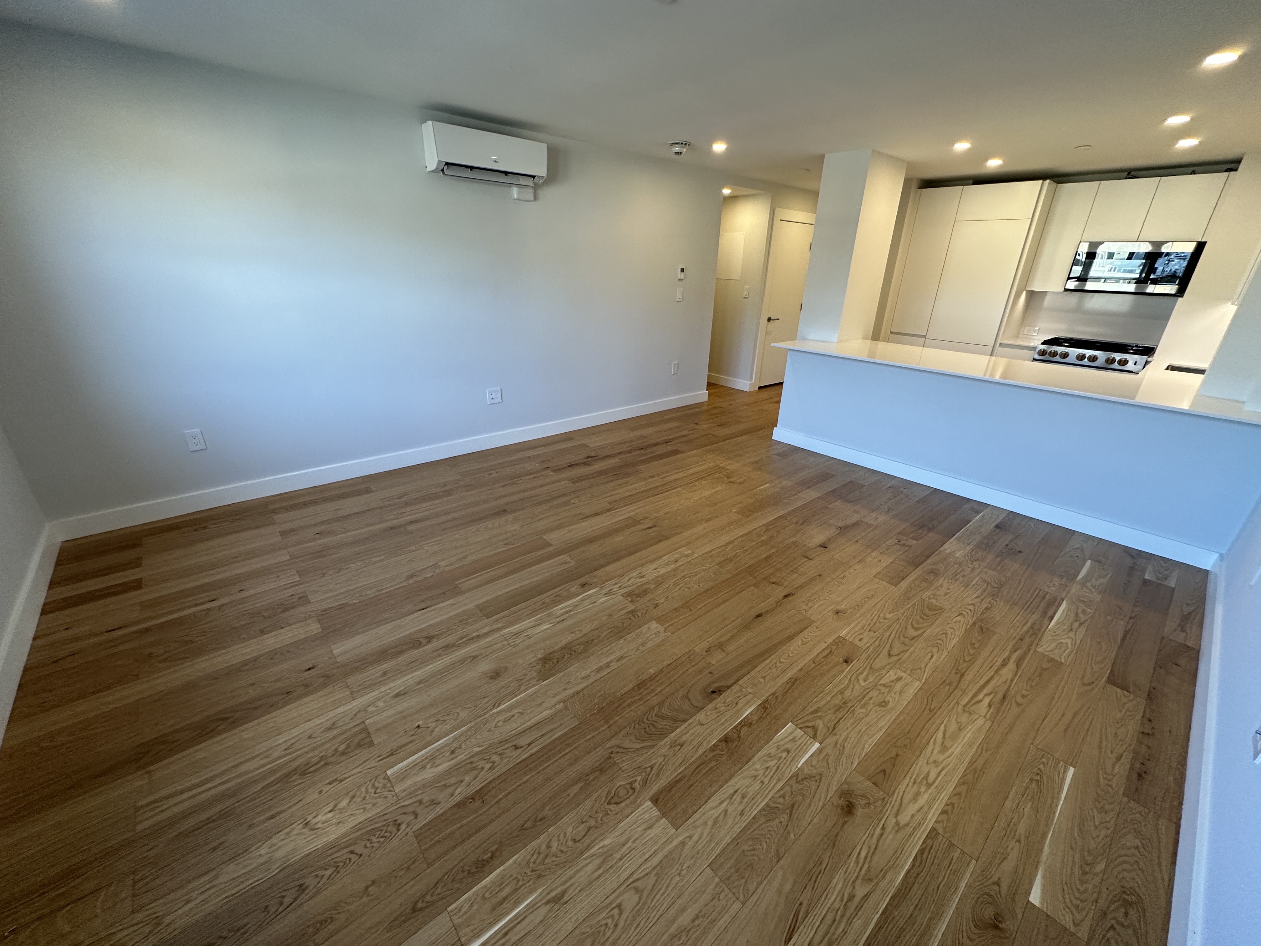 1410 Columbia Rd, South Boston