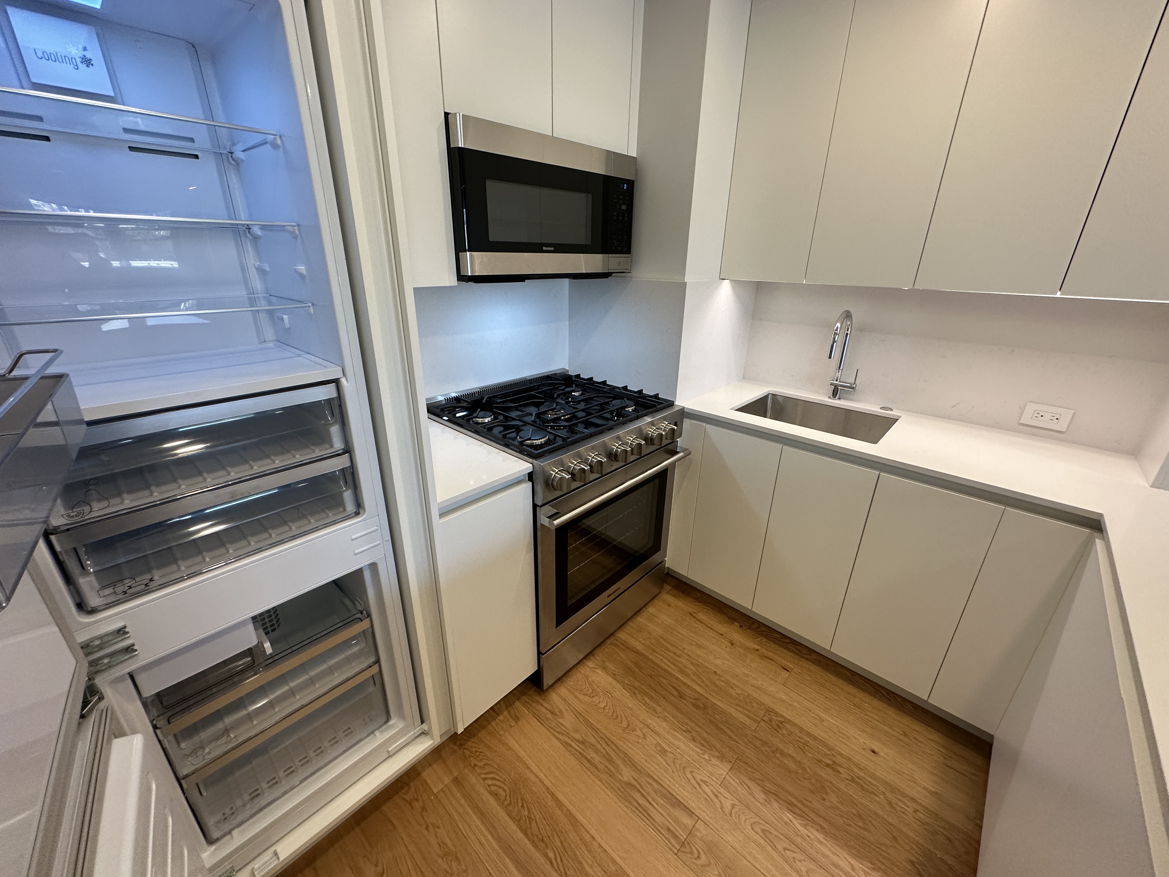 1410 Columbia Rd, South Boston