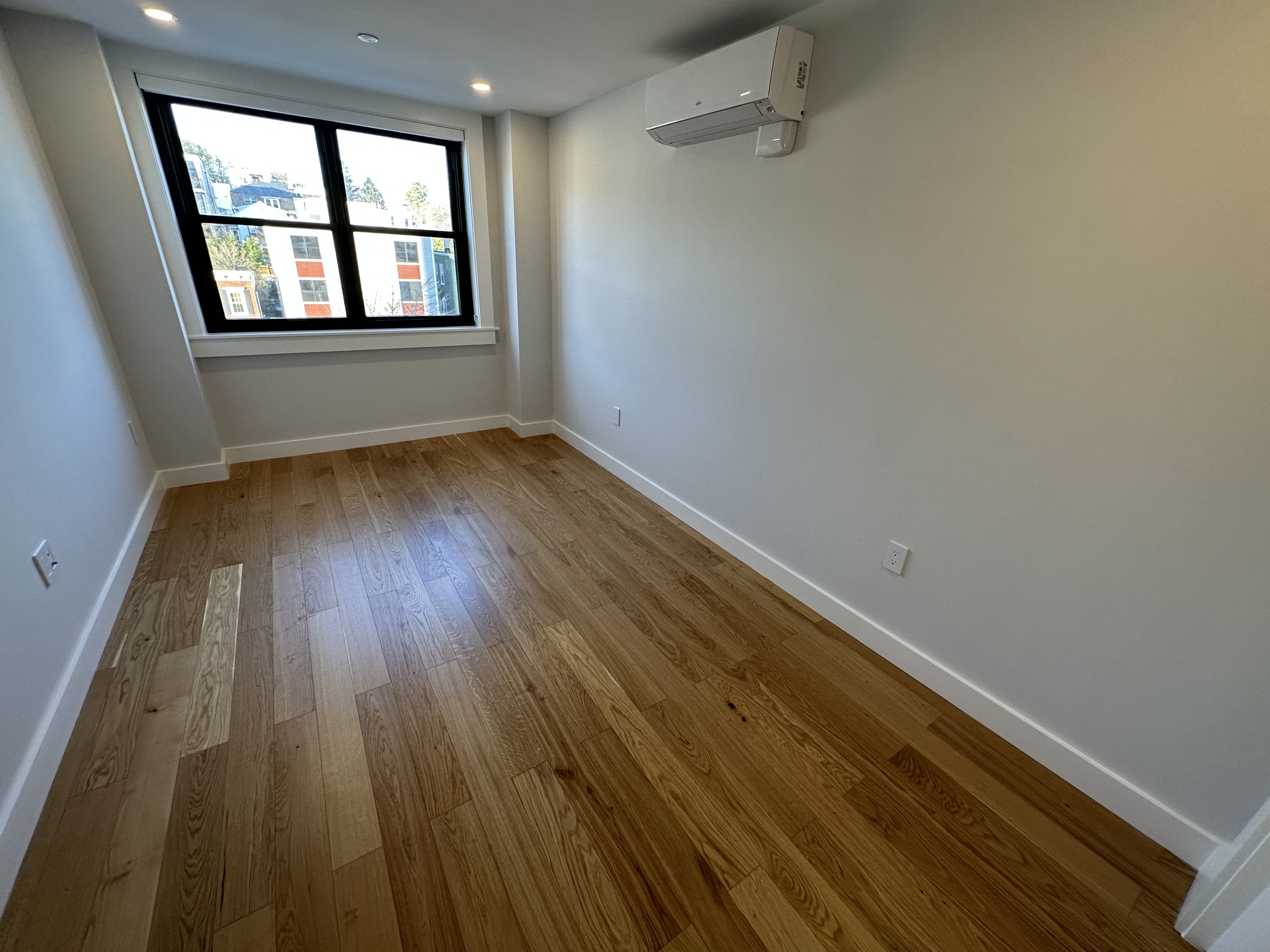 1410 Columbia Rd, South Boston