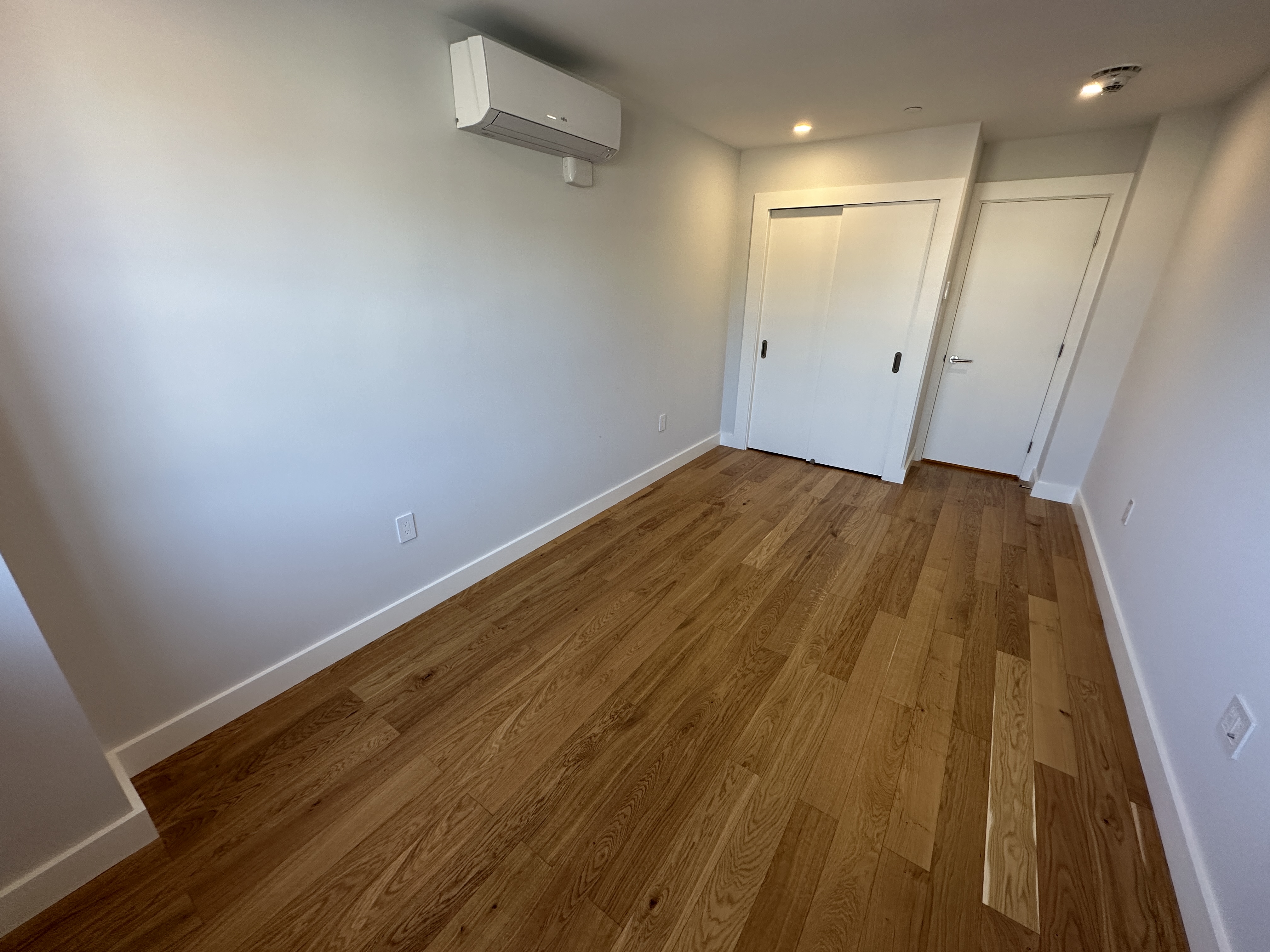 1410 Columbia Rd, South Boston