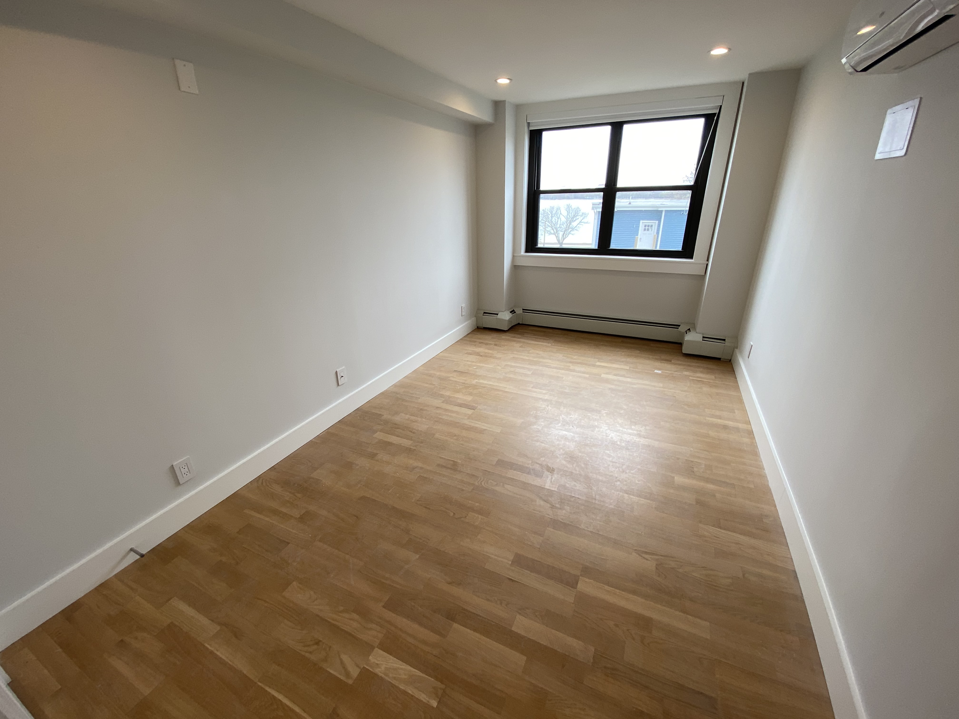 1410 Columbia Rd, South Boston