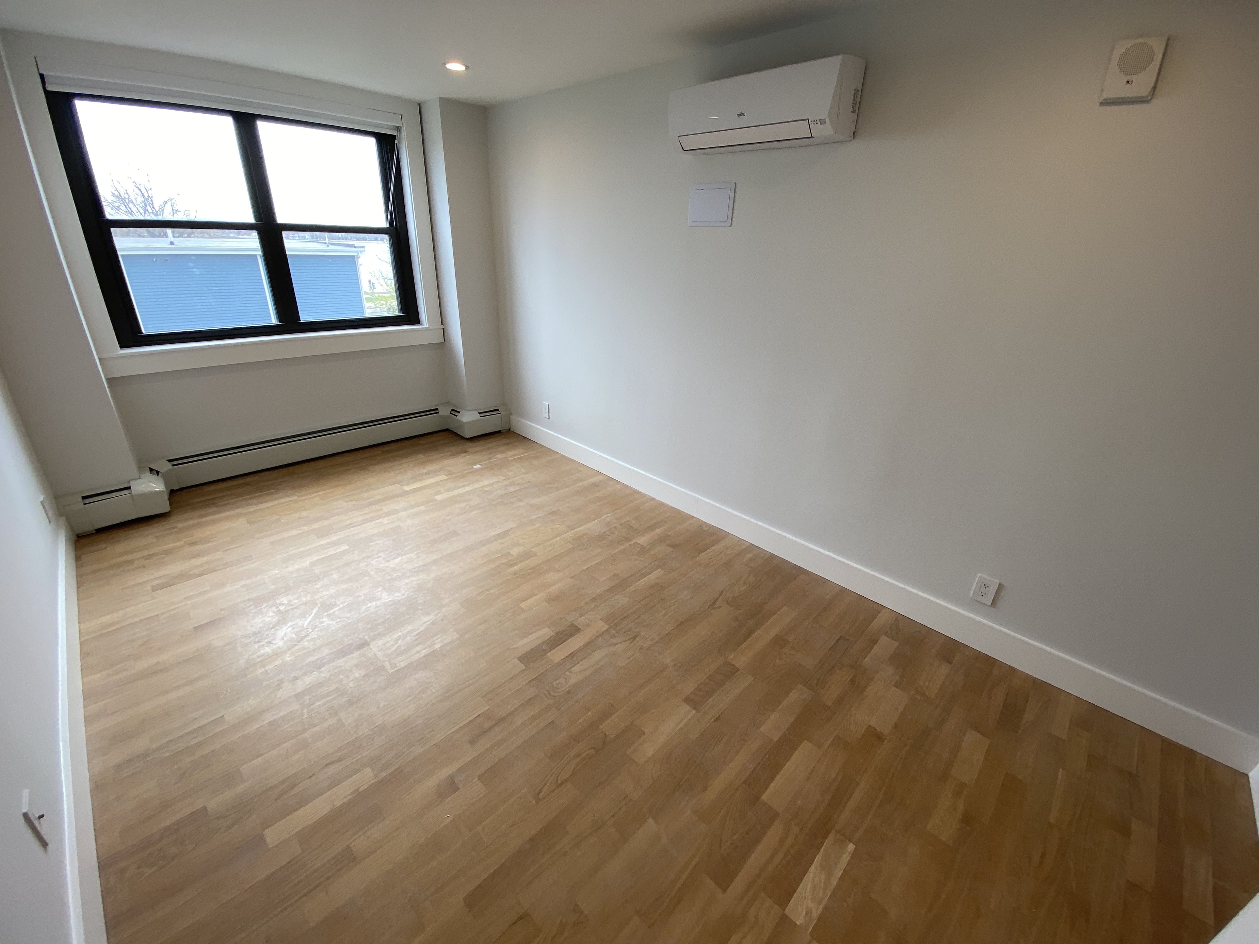 1410 Columbia Rd, South Boston