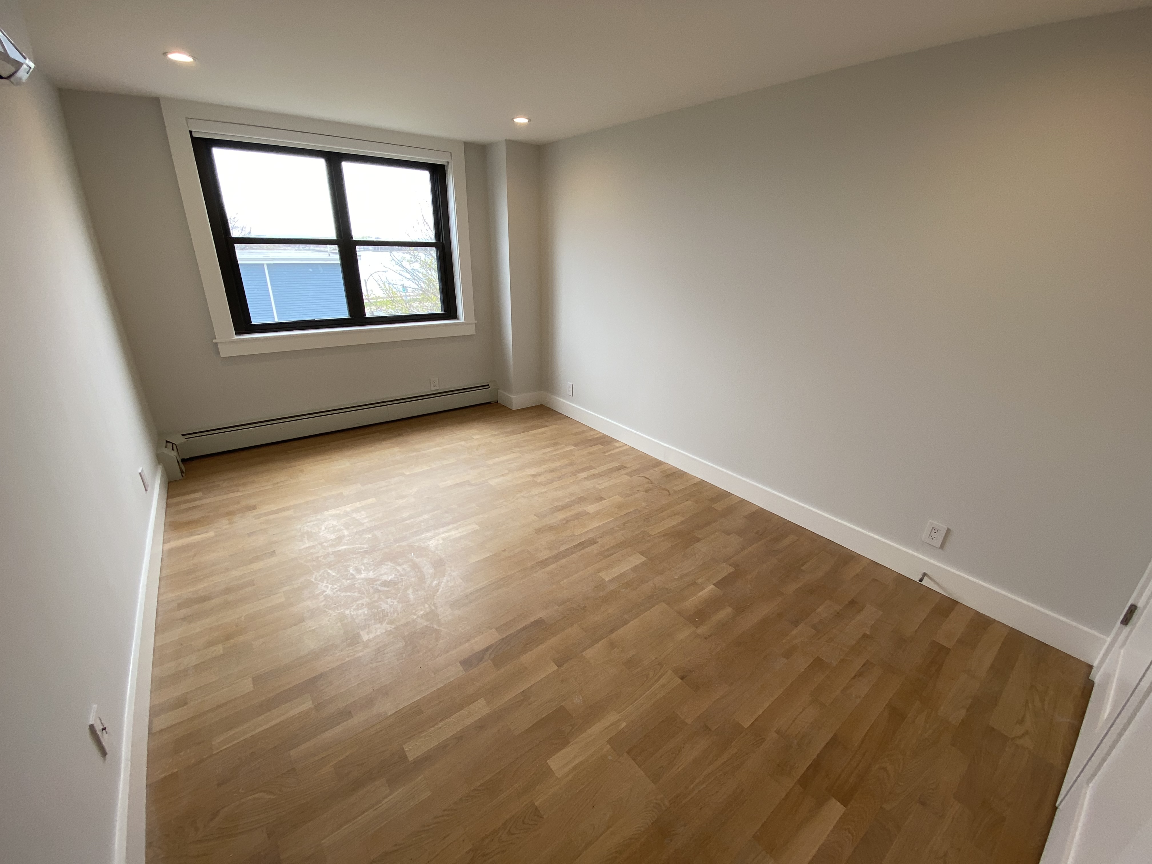 1410 Columbia Rd, South Boston