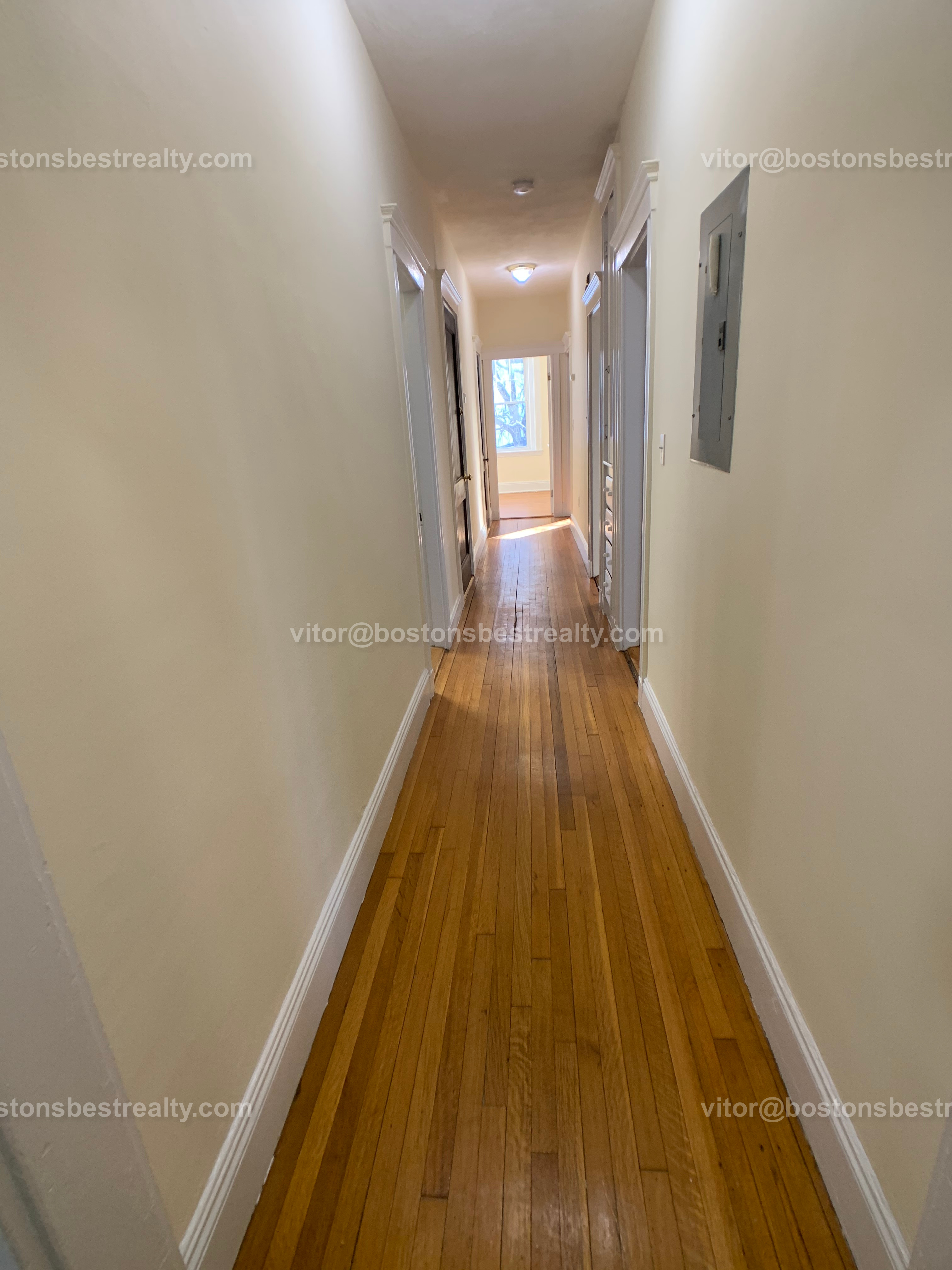 92 University Rd, Washington Square