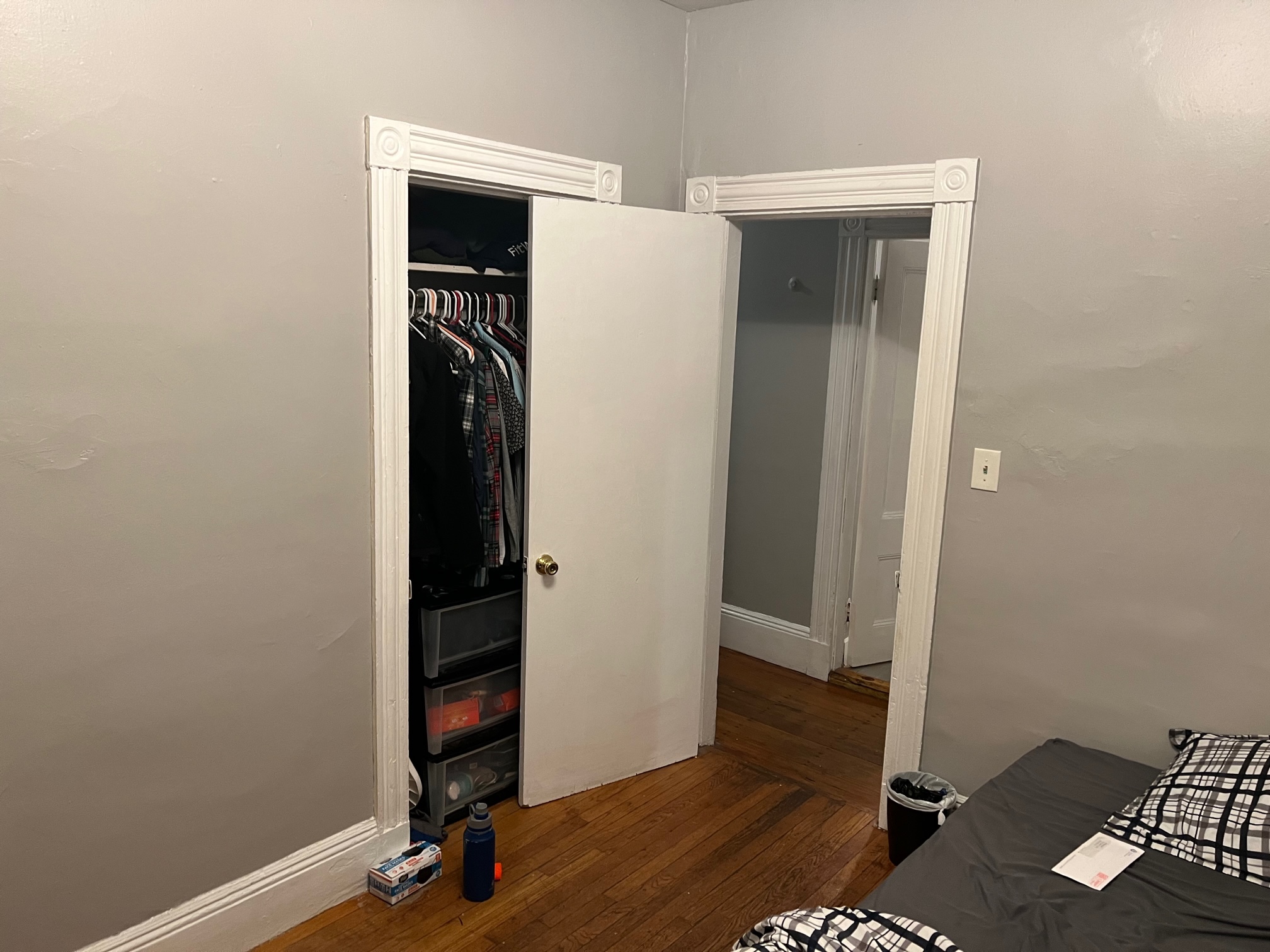 121 Hillside St, Mission Hill