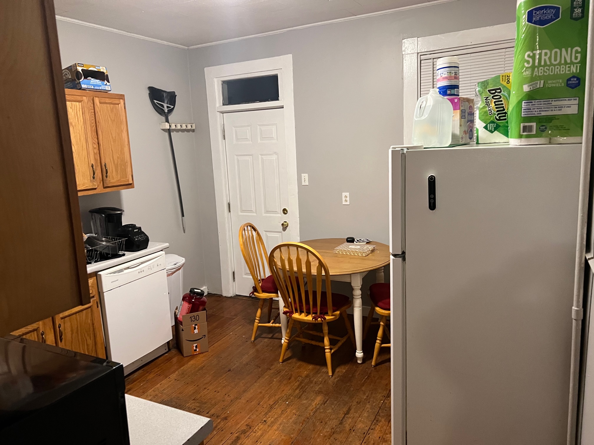 121 Hillside St, Mission Hill