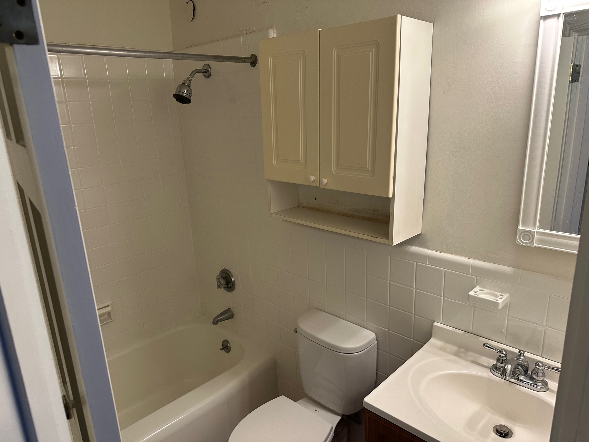 1748 Beacon St, Brookline