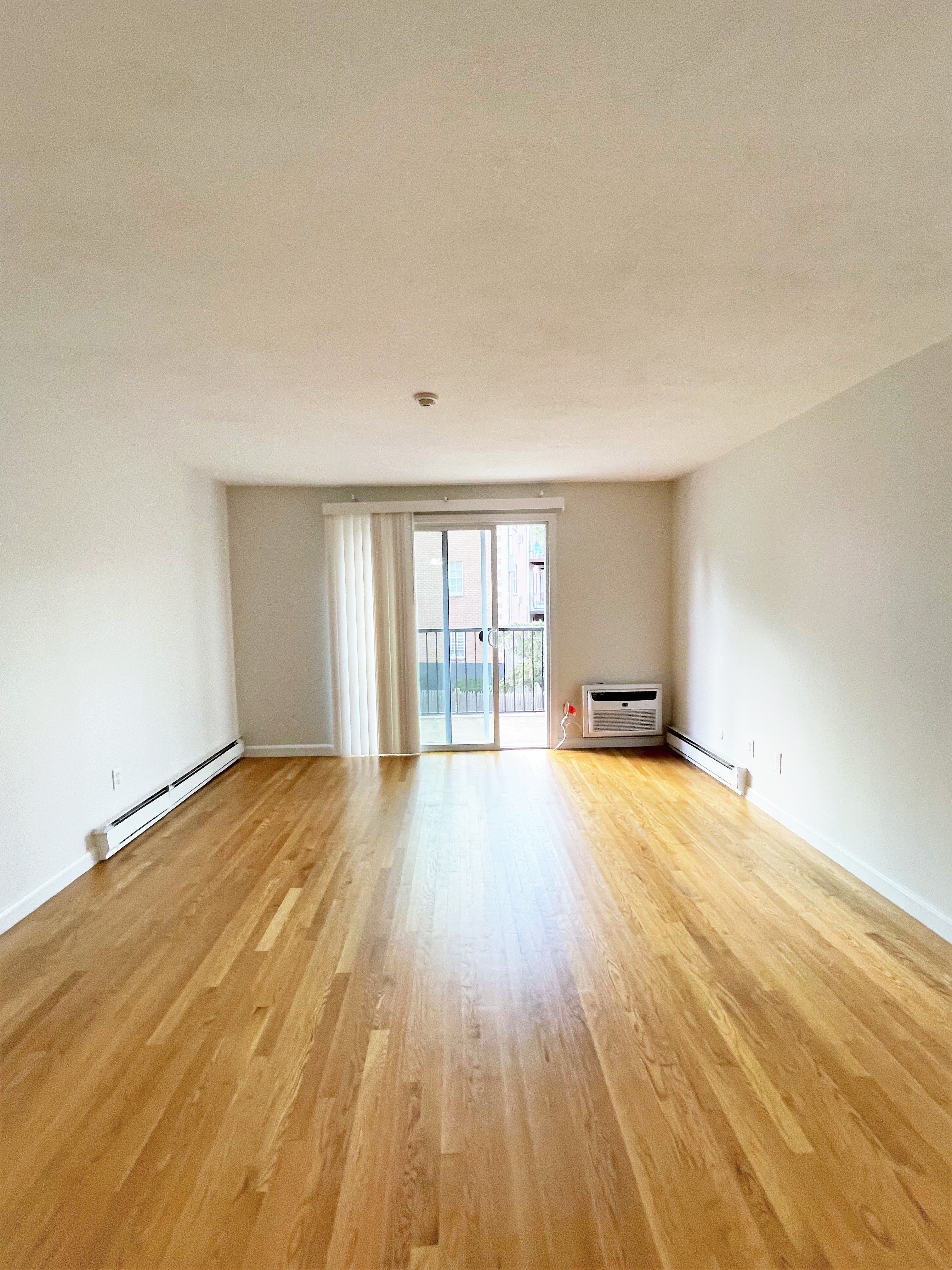 55 Elmwood Park, Quincy