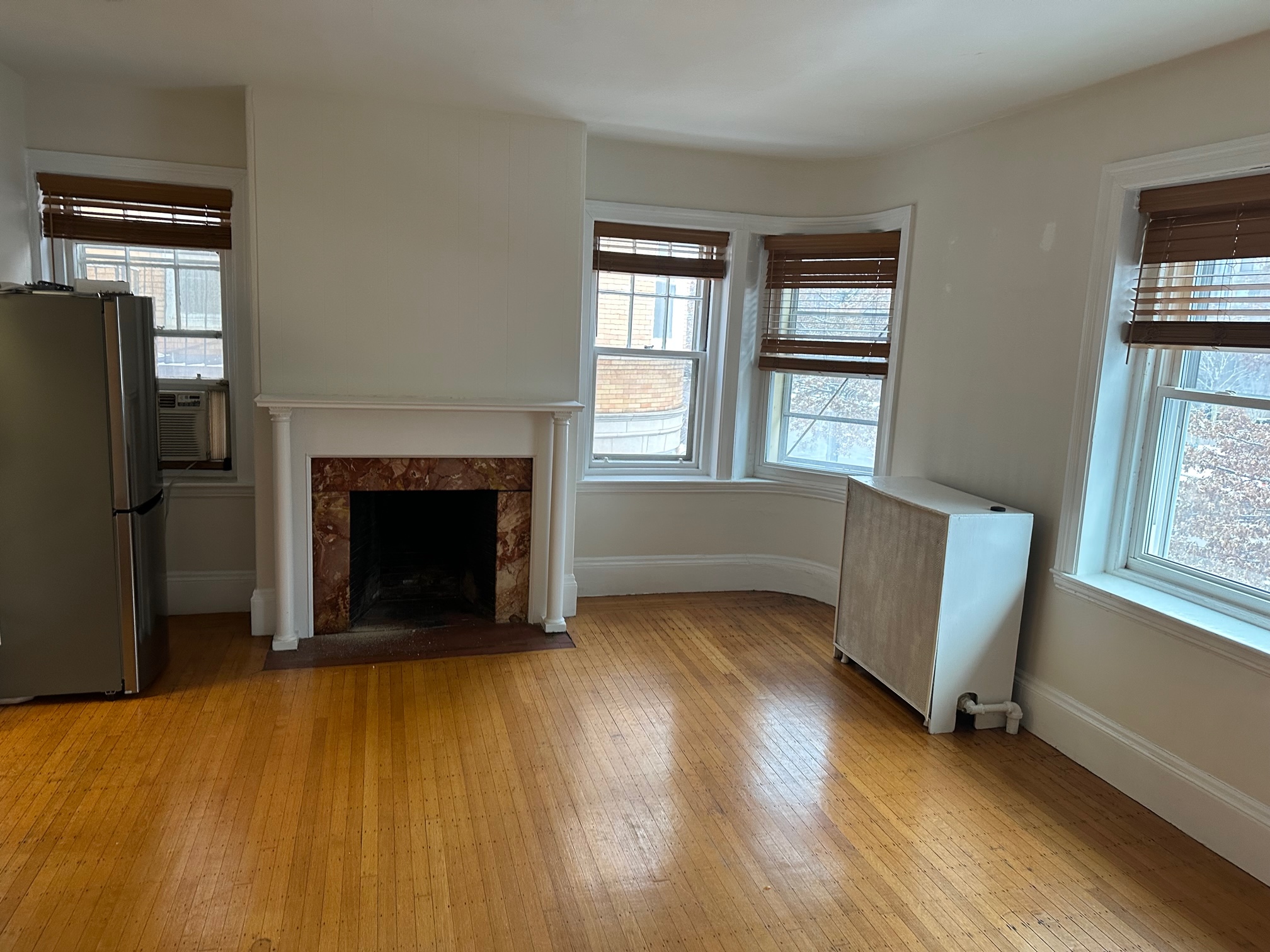 1748 Beacon St, Brookline