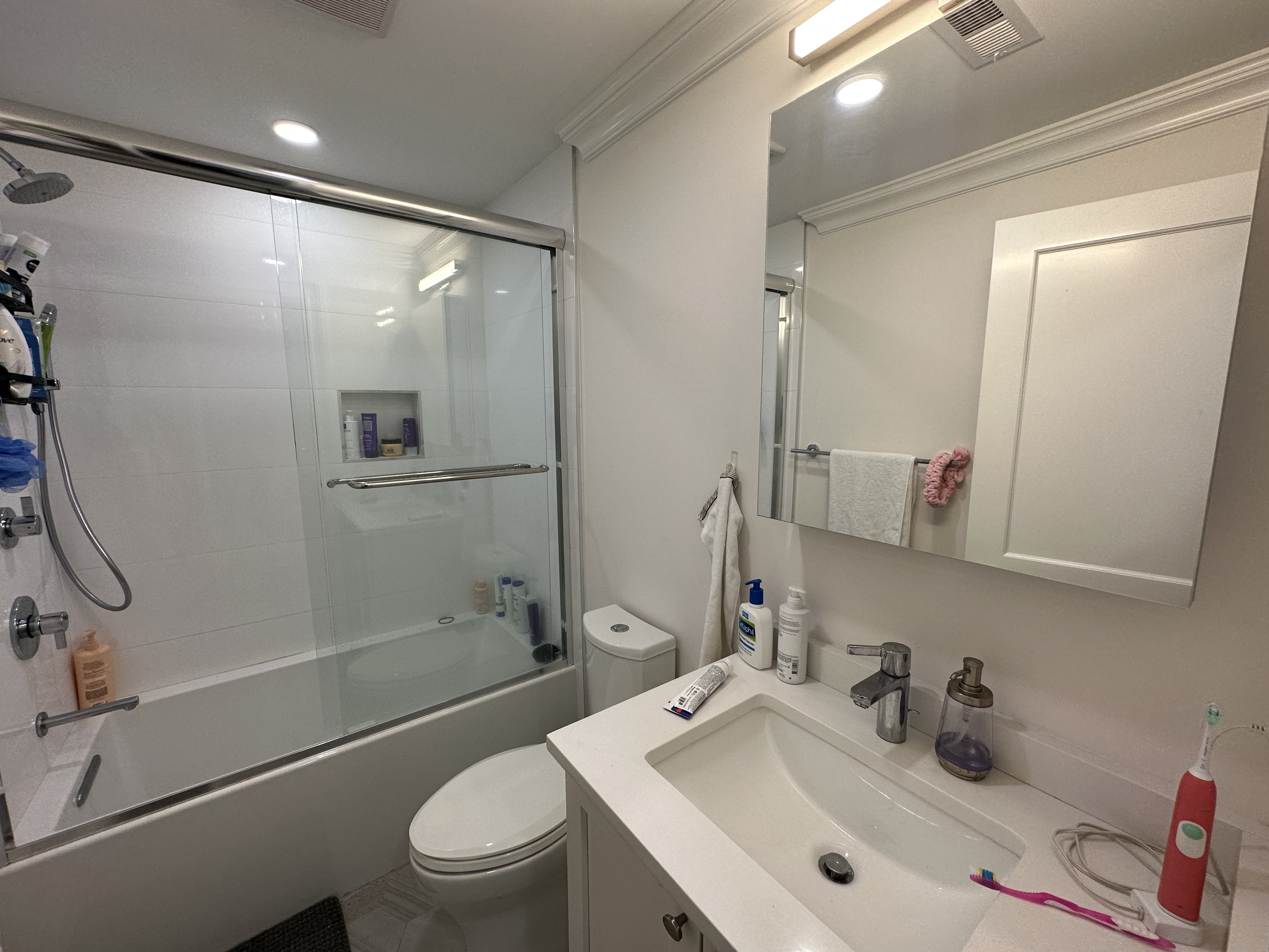 14 Mount Hood Rd, Brighton