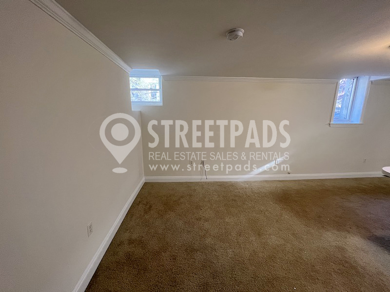 100 Kilsyth Rd, Brighton