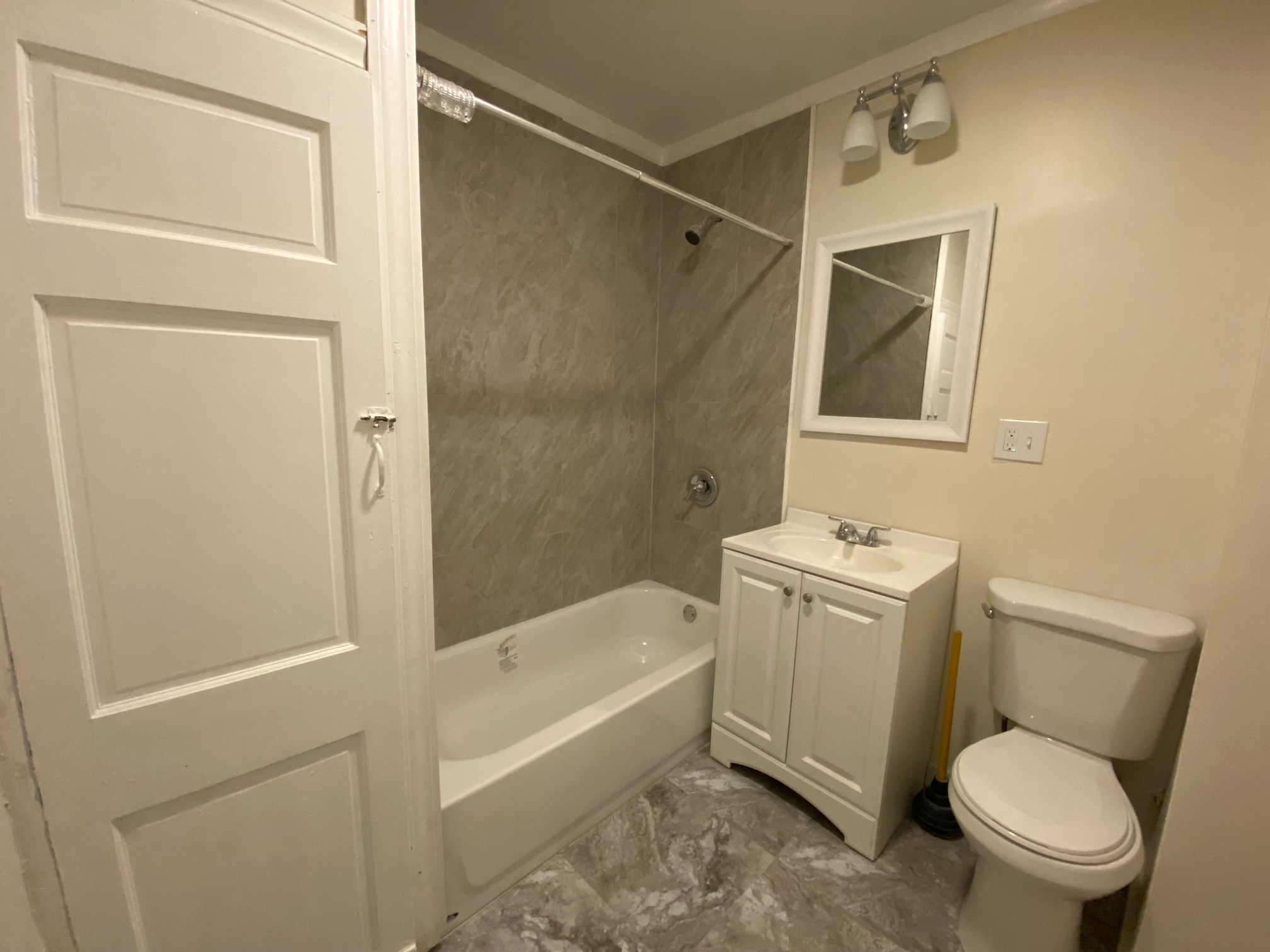 10 Egleston St, Jamaica Plain