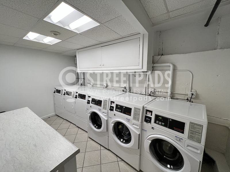 100 Kilsyth Rd, Brighton