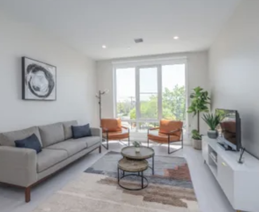 33 Newport Ave, Quincy