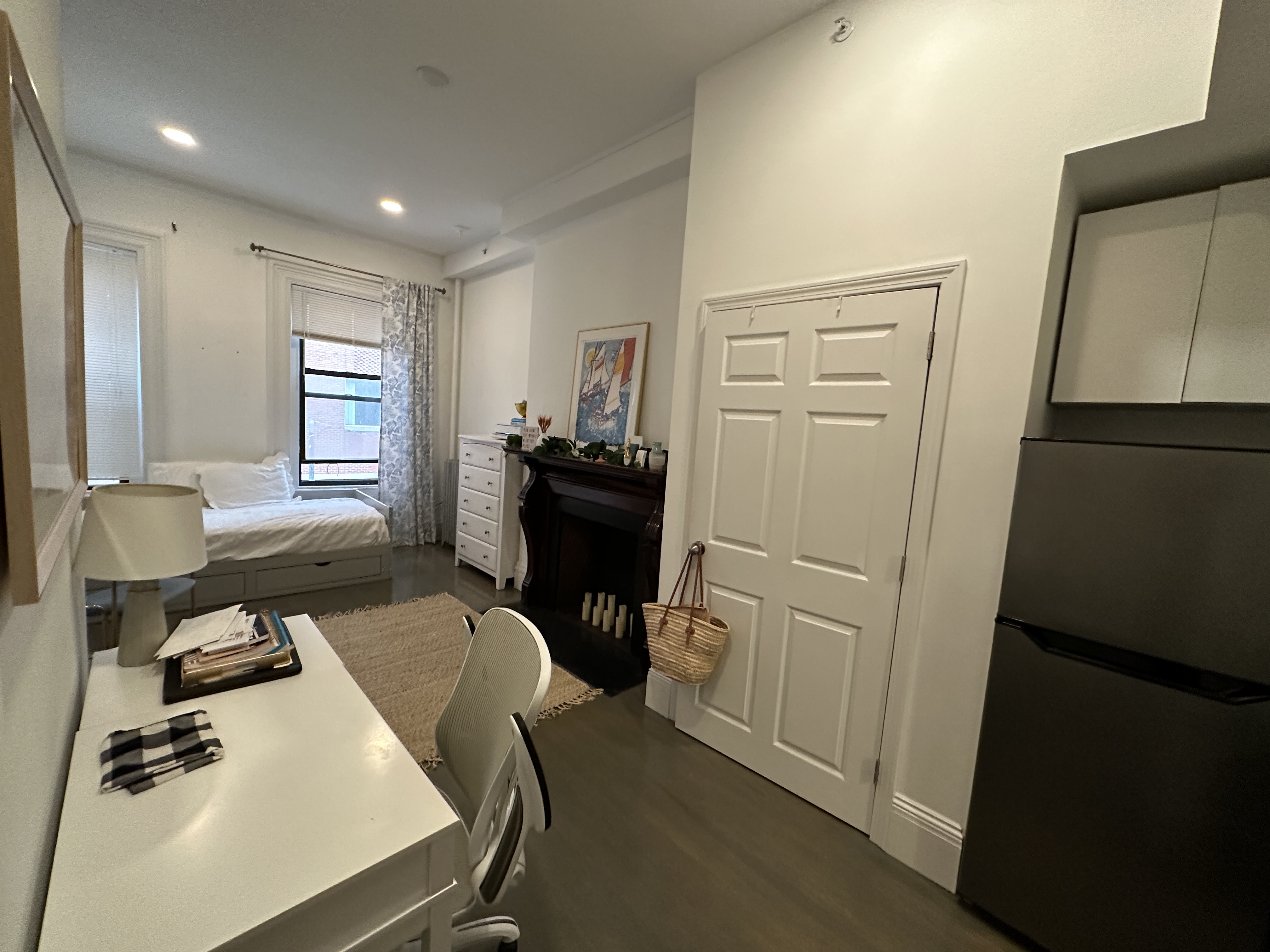 270 Newbury St, Back Bay