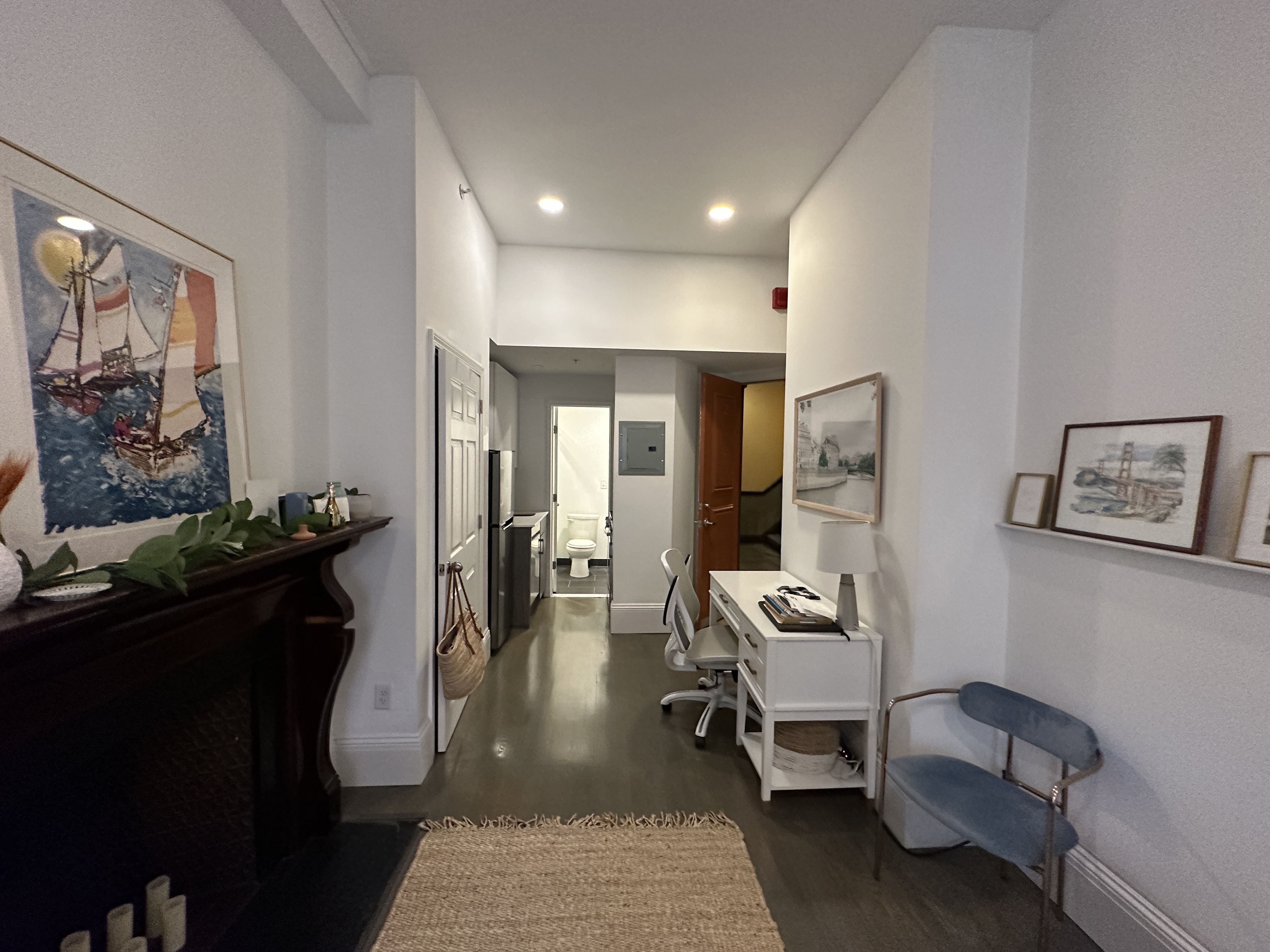 270 Newbury St, Back Bay