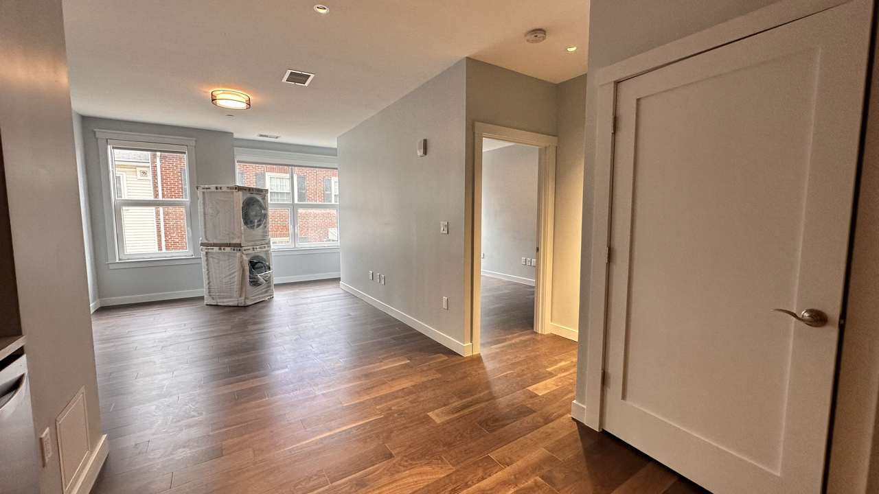 136 Babcock St, Coolidge Corner