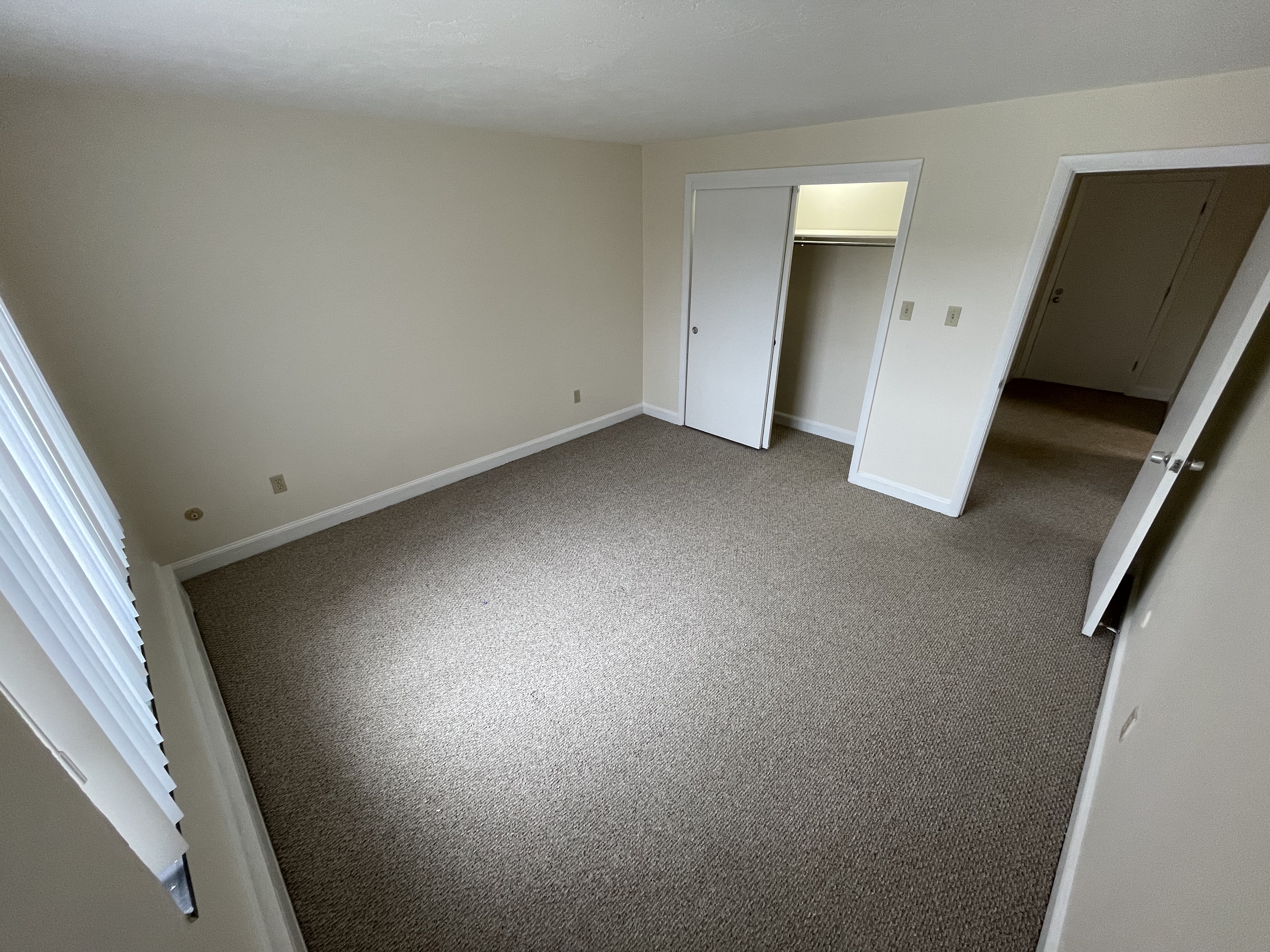 898 Massachusetts Ave, Arlington