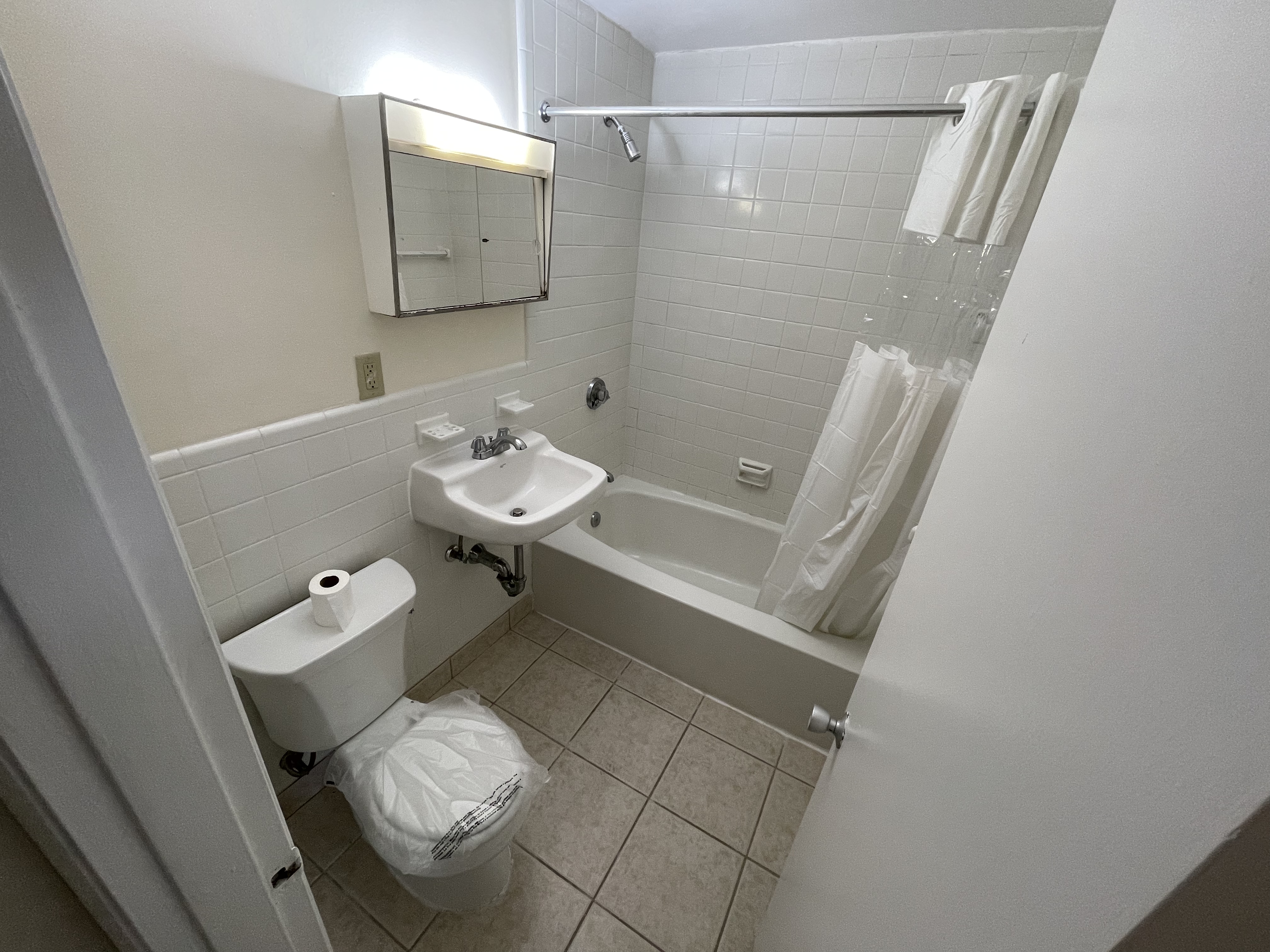 898 Massachusetts Ave, Arlington