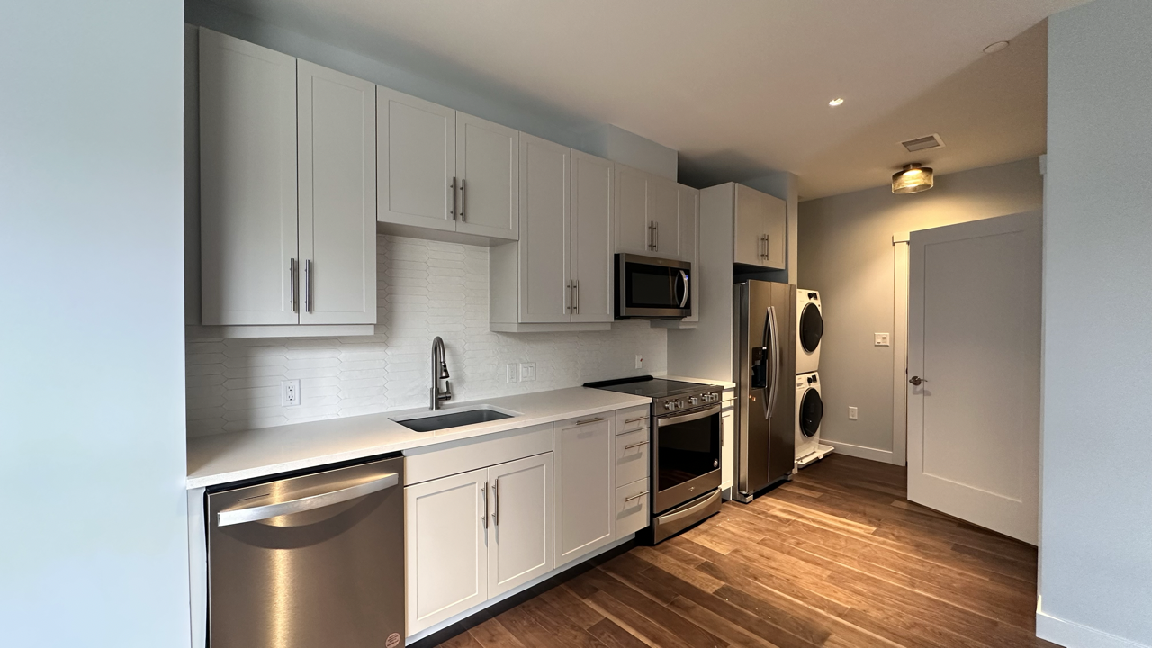 136 Babcock St, Coolidge Corner