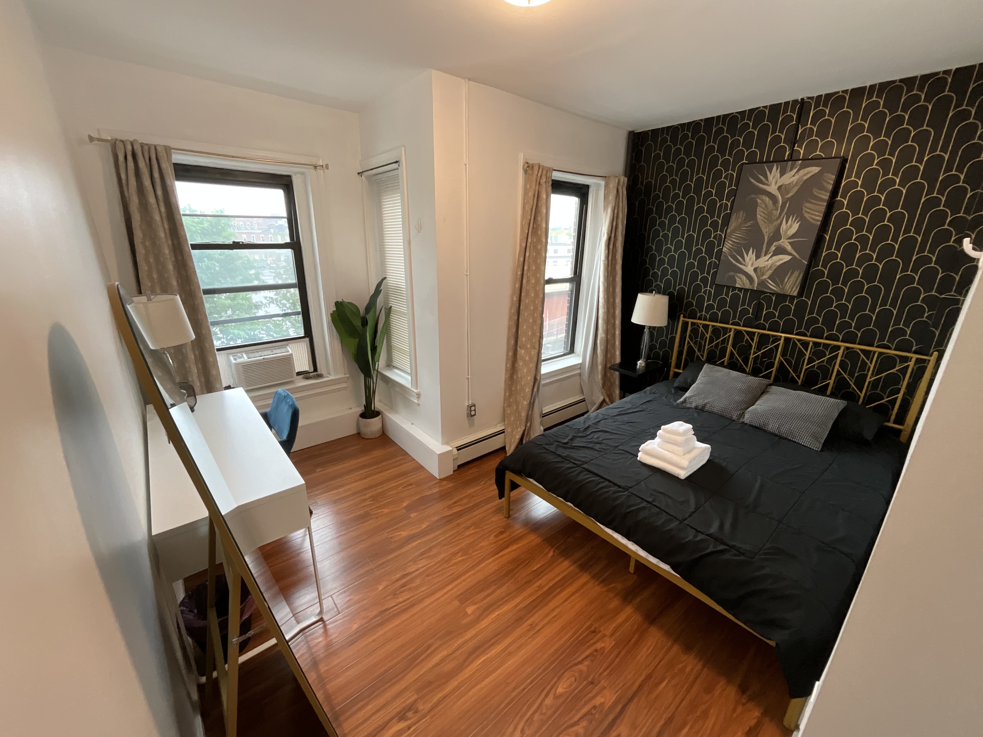 871 Harrison Ave, Roxbury