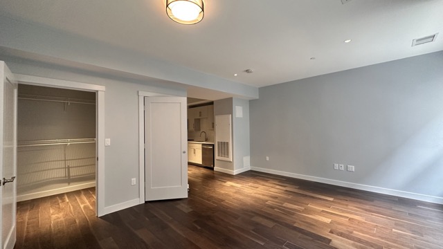 136 Babcock, Longwood