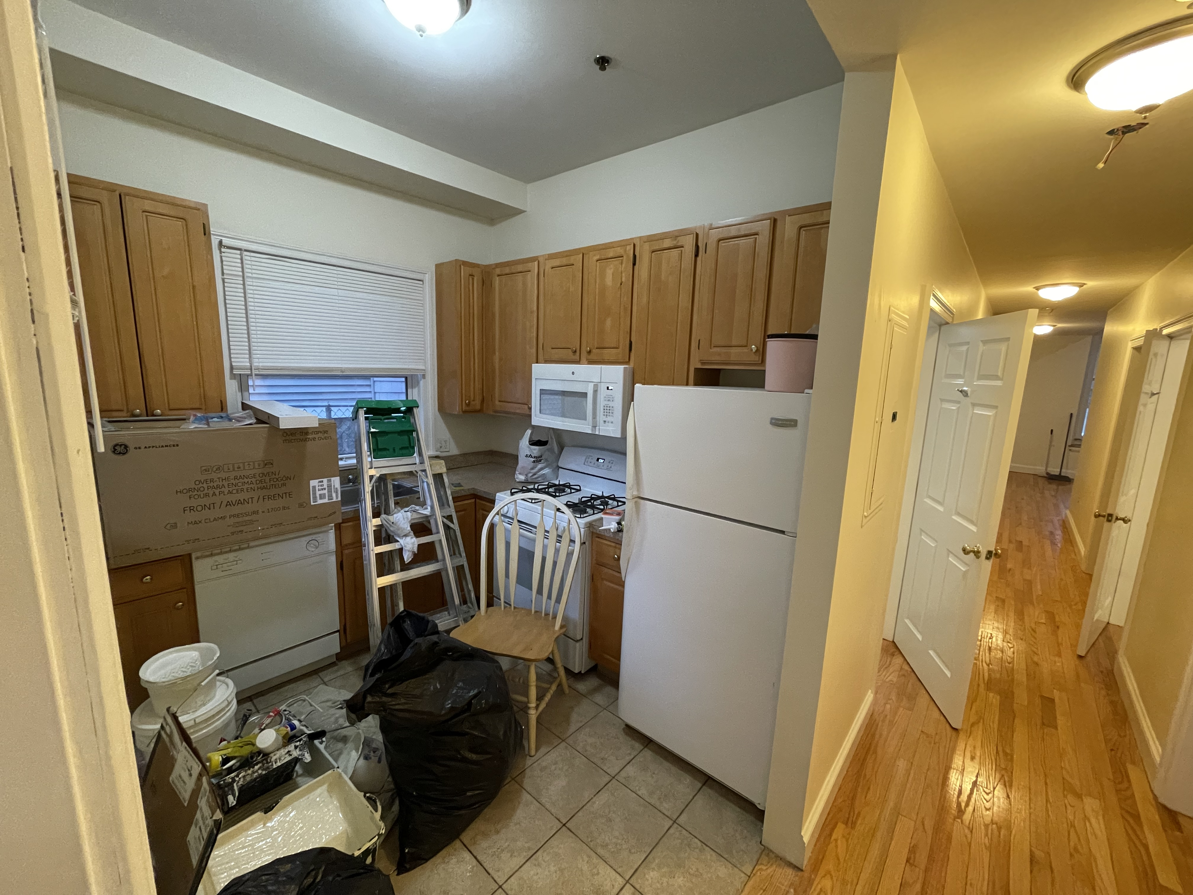 9 Gardner Ter, Allston