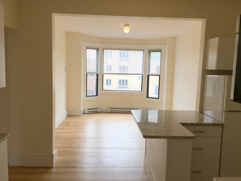 991 Massachusetts Ave, Harvard Square