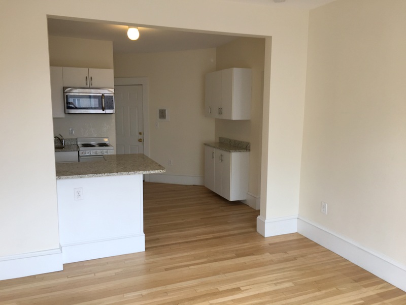 991 Massachusetts Ave, Harvard Square