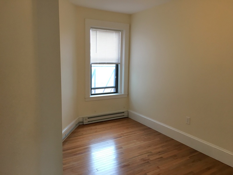 991 Massachusetts Ave, Harvard Square