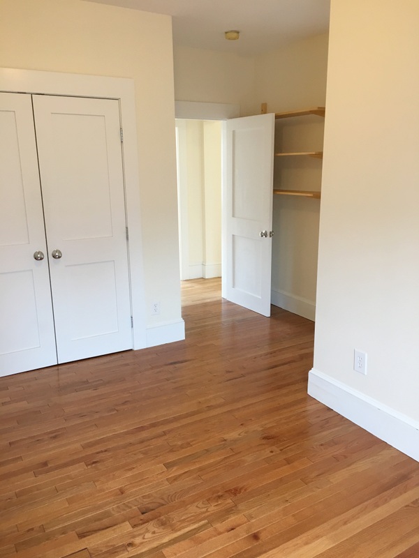 991 Massachusetts Ave, Harvard Square