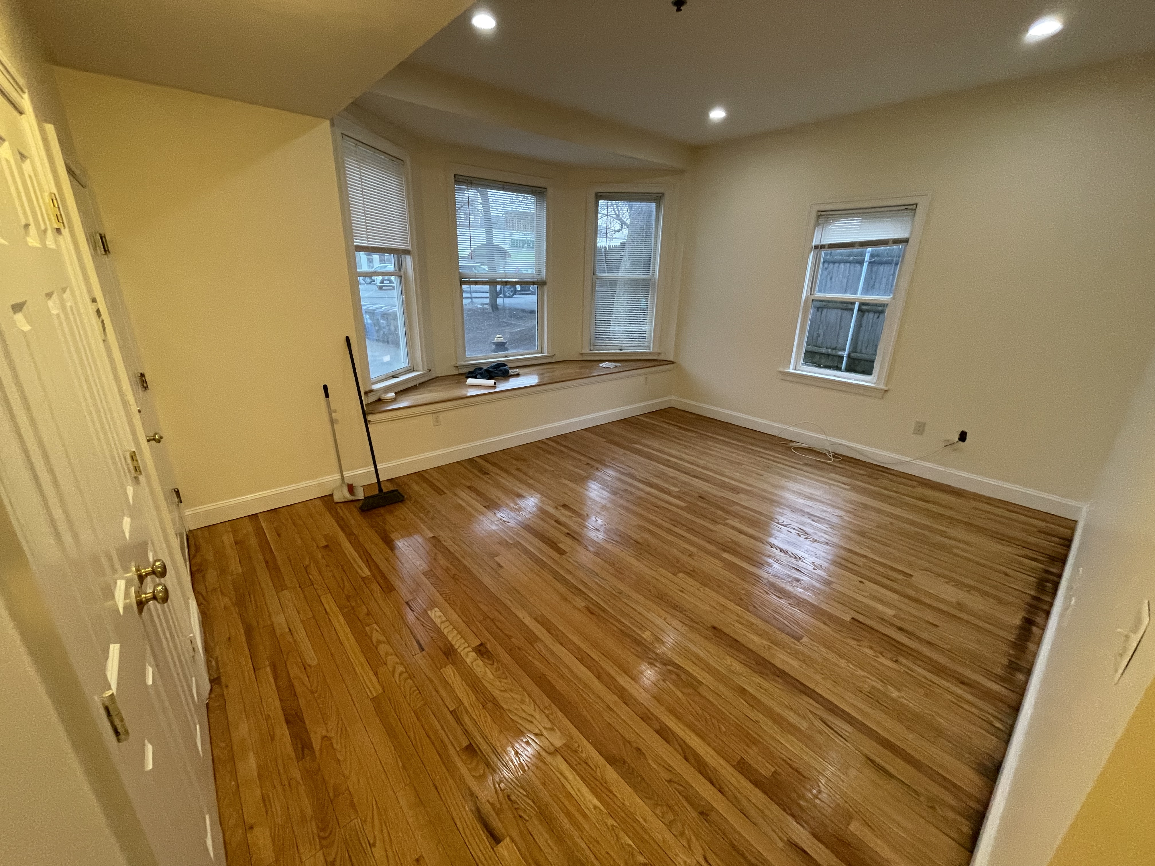 9 Gardner Ter, Allston