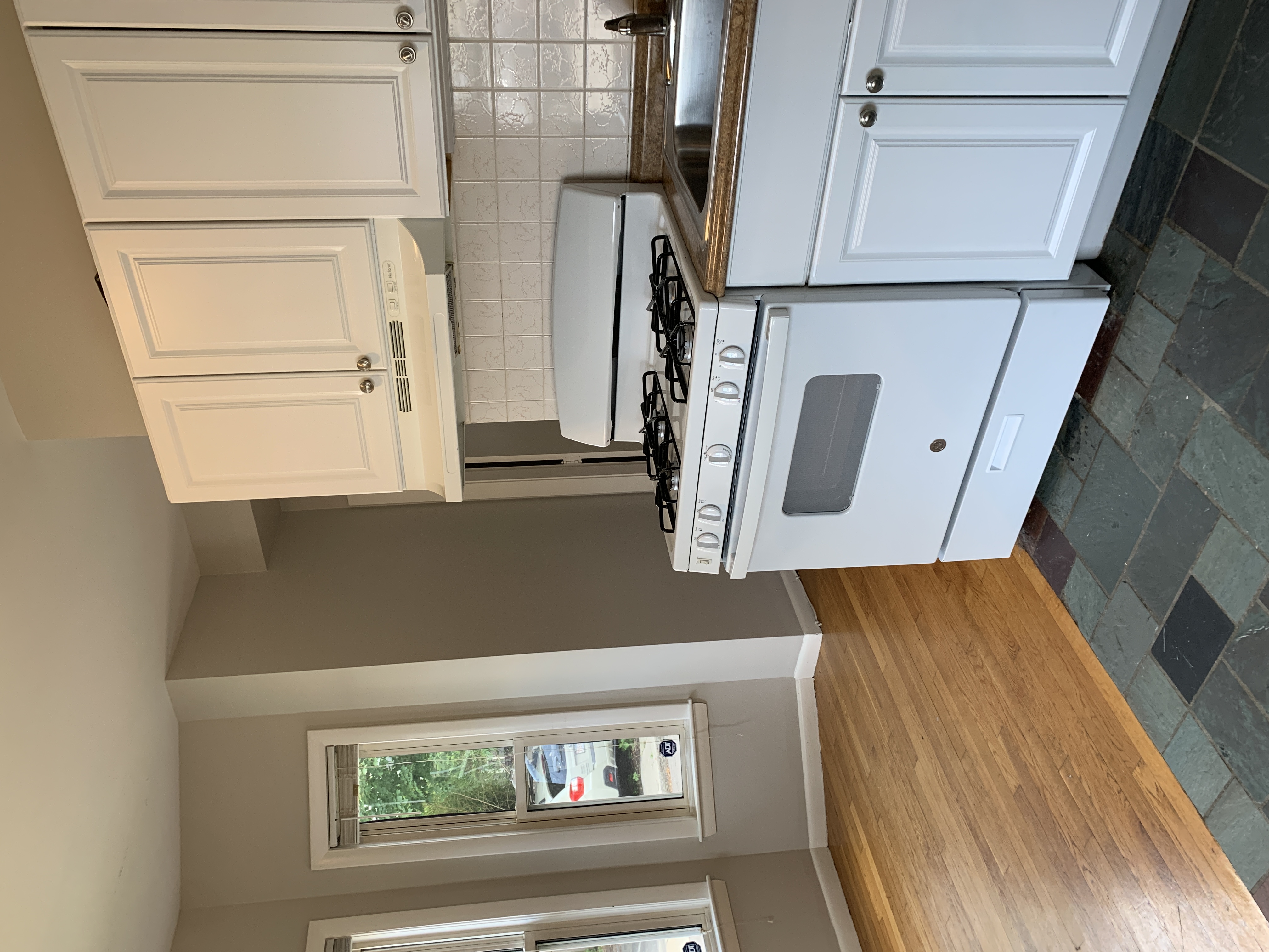 9 Elmer St, Riverside