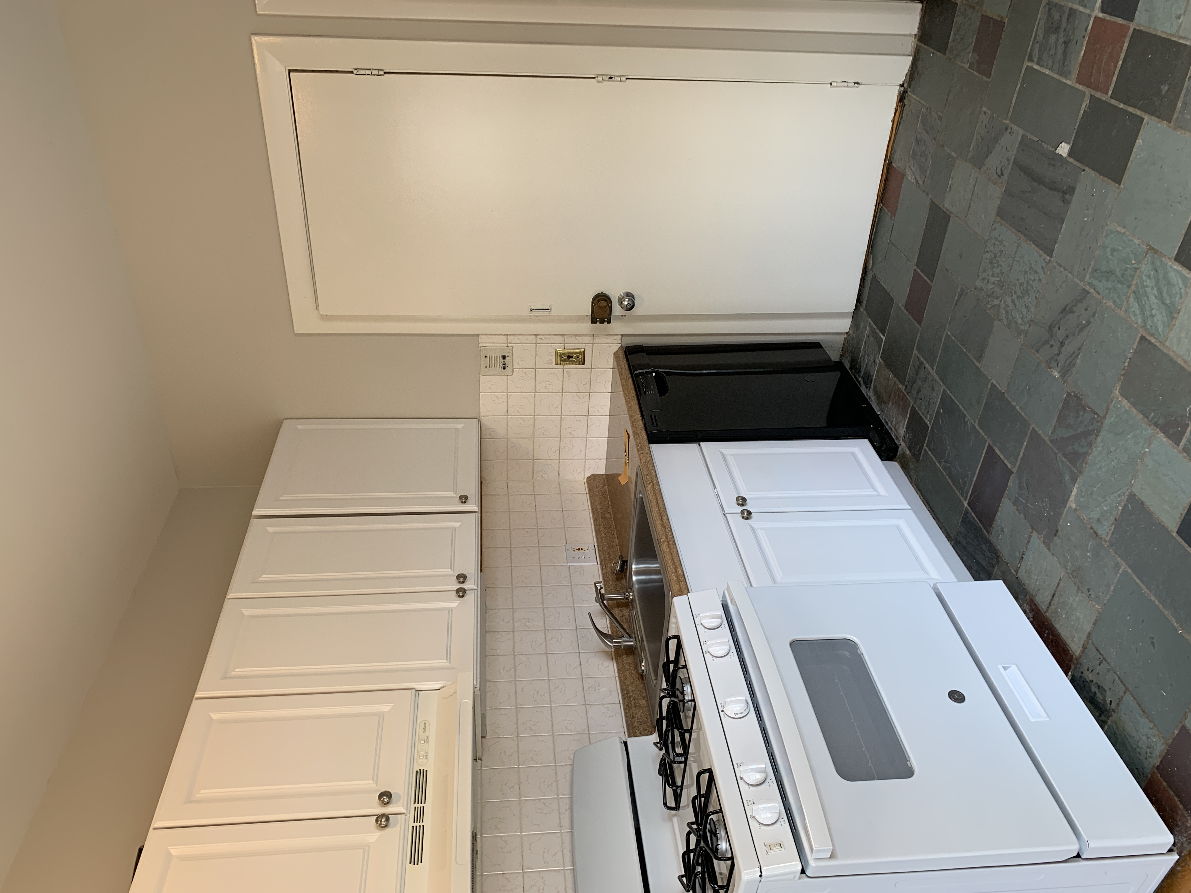 9 Elmer St, Riverside