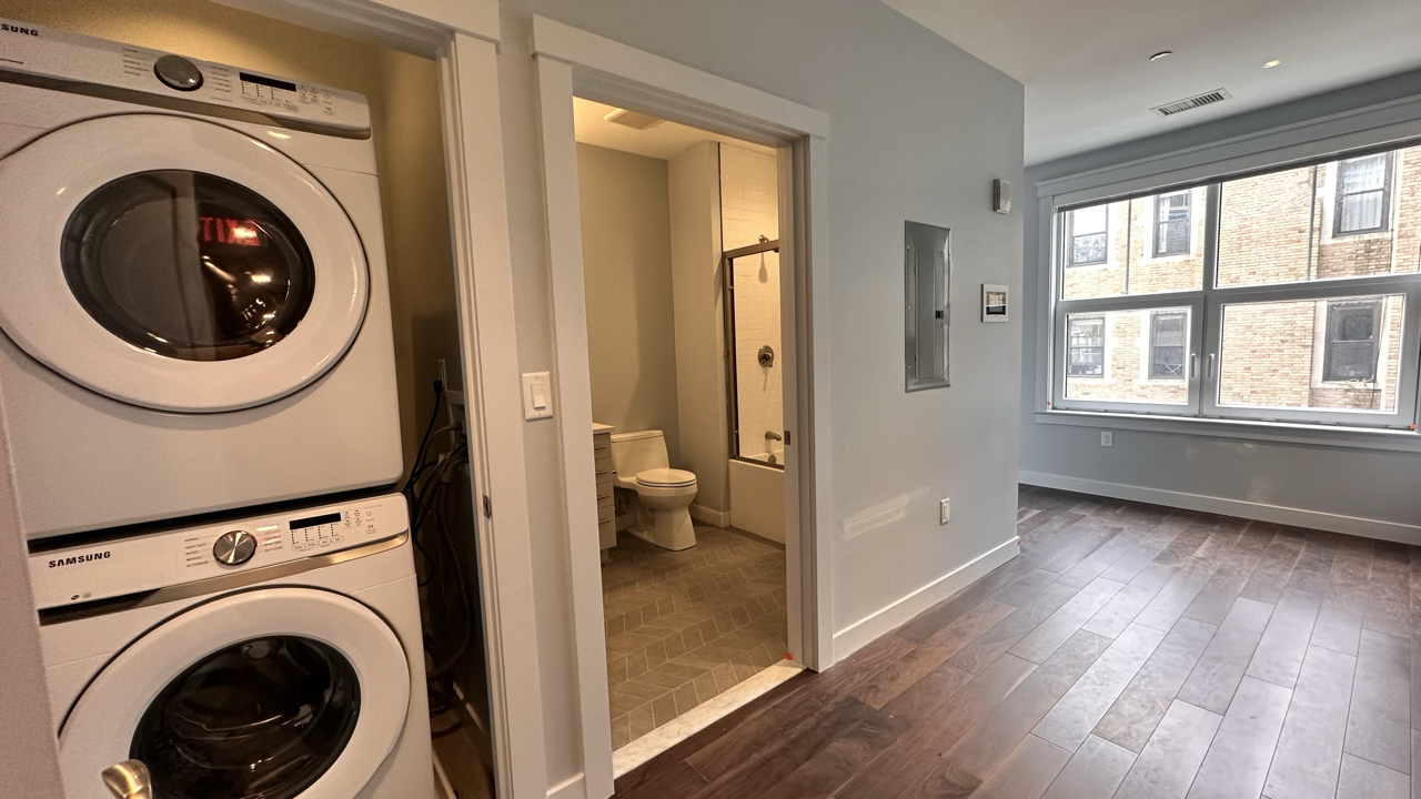 136 Babcock St, Coolidge Corner