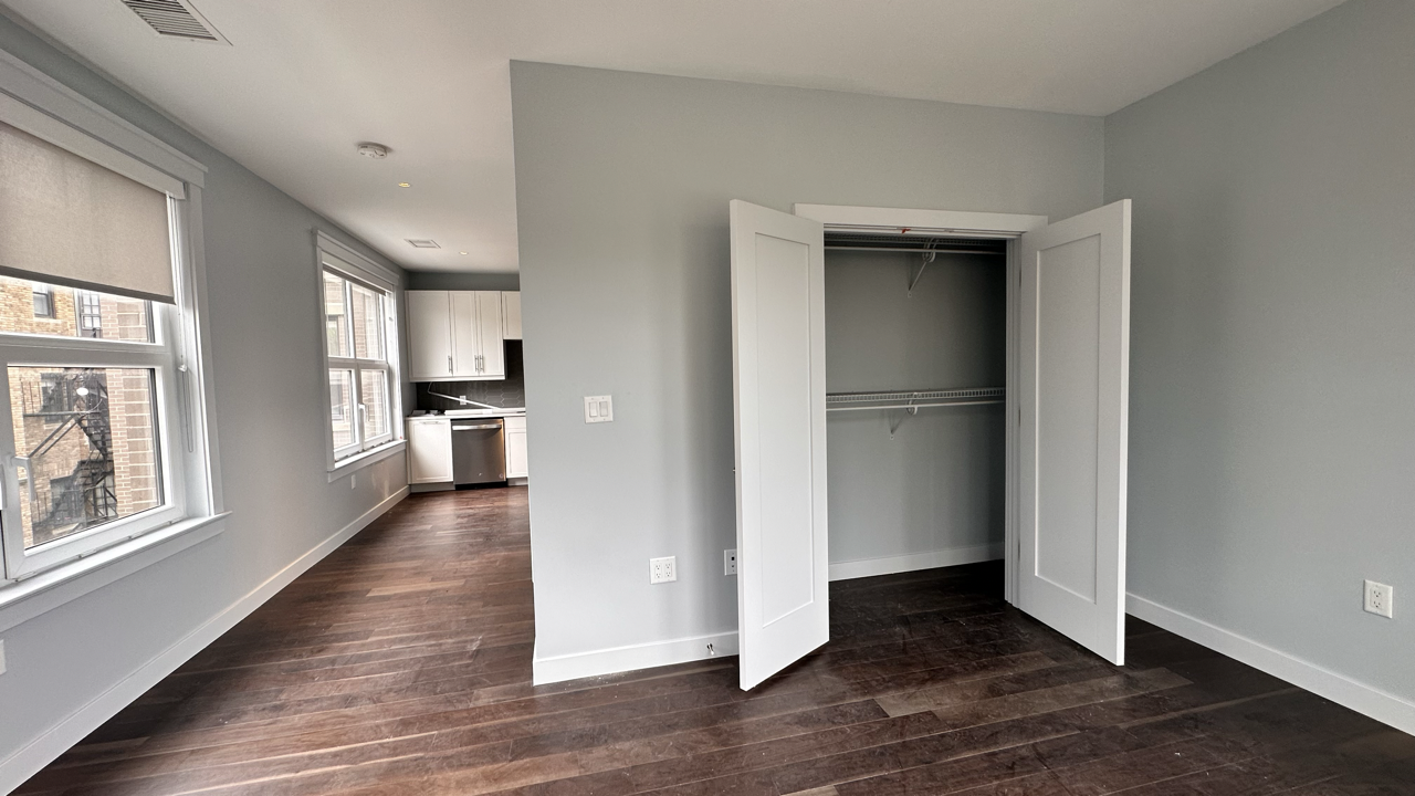 136 Babcock St, Coolidge Corner