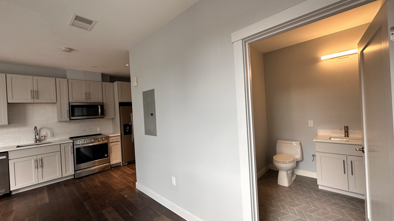 136 Babcock St, Coolidge Corner