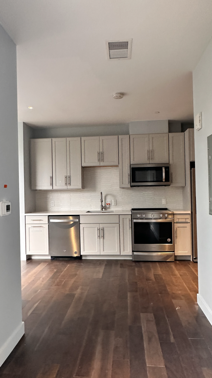 136 Babcock St, Coolidge Corner