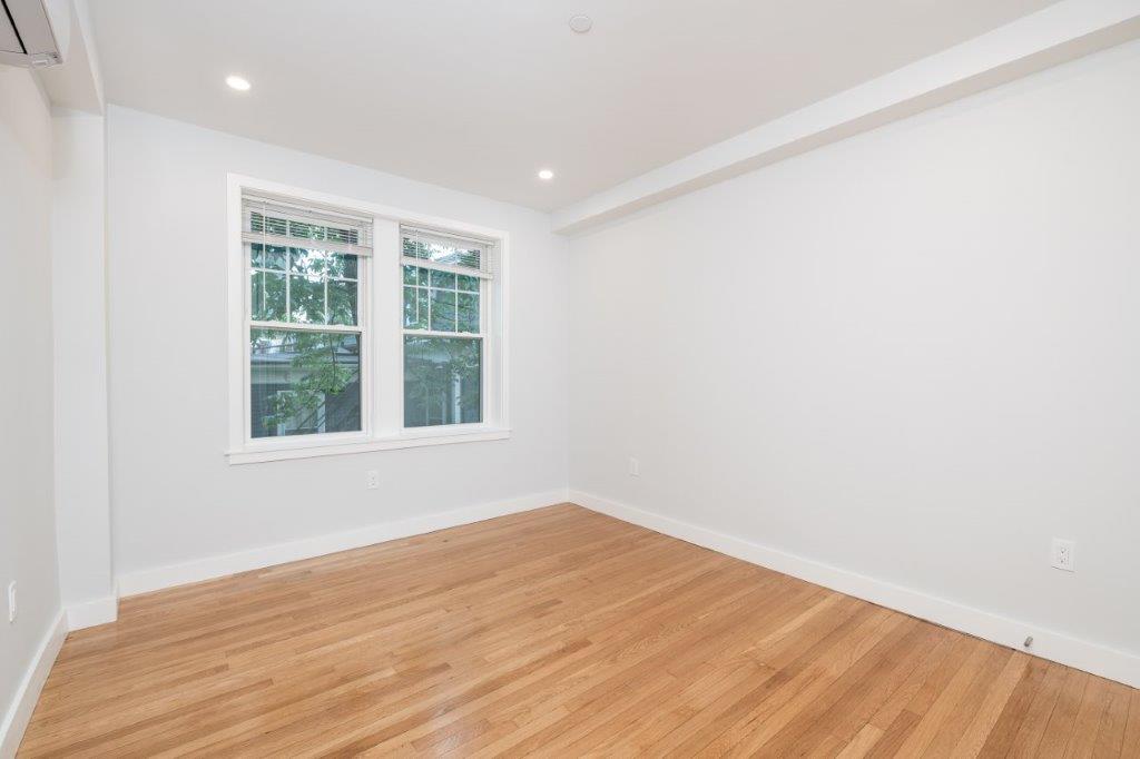 16 Forest St, Baldwin