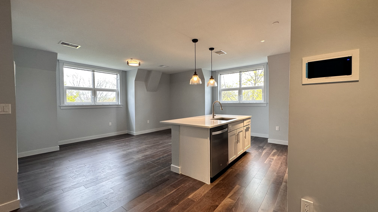 136 Babcock St, Coolidge Corner