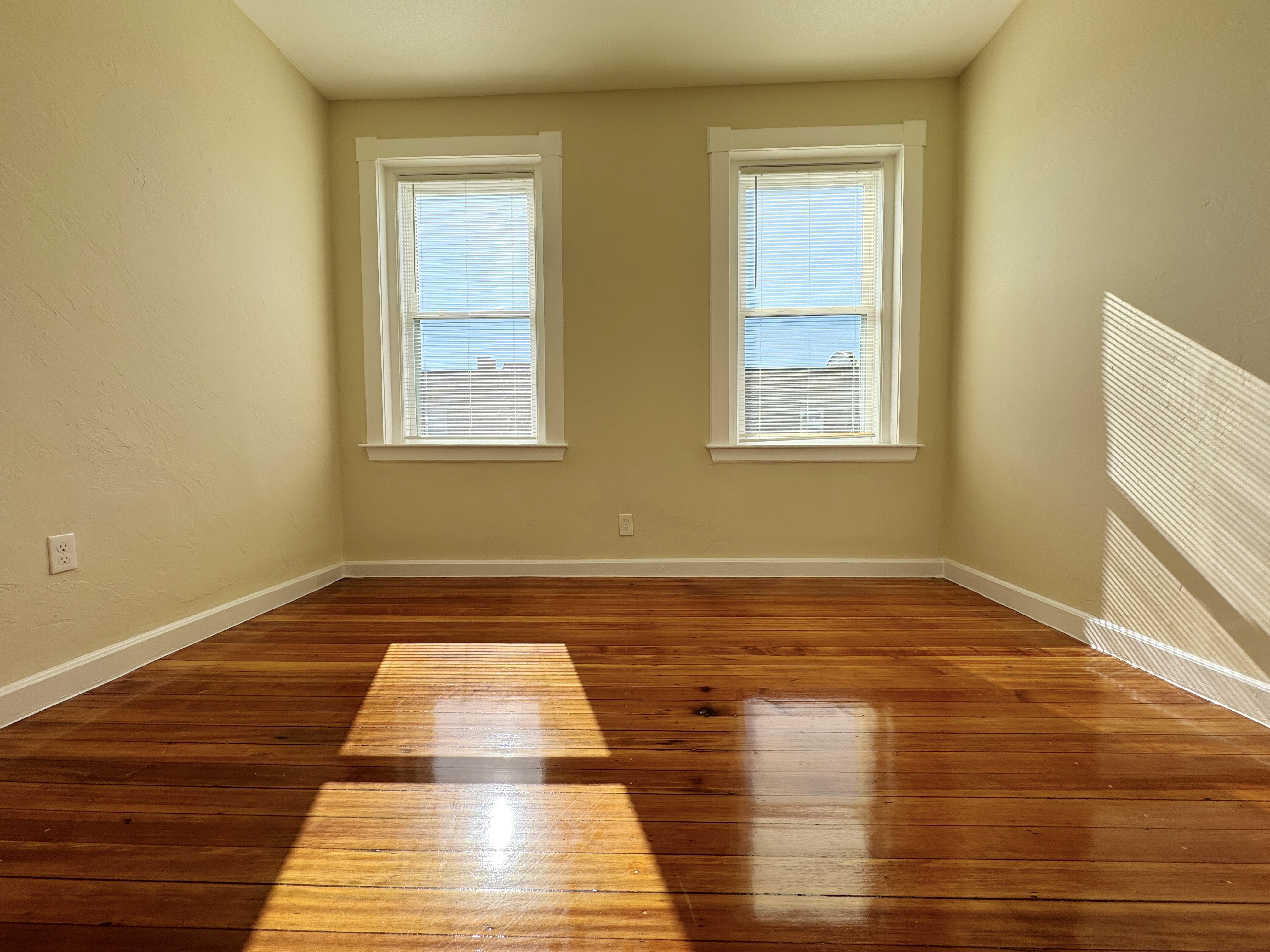 189 Chestnut St, Chelsea