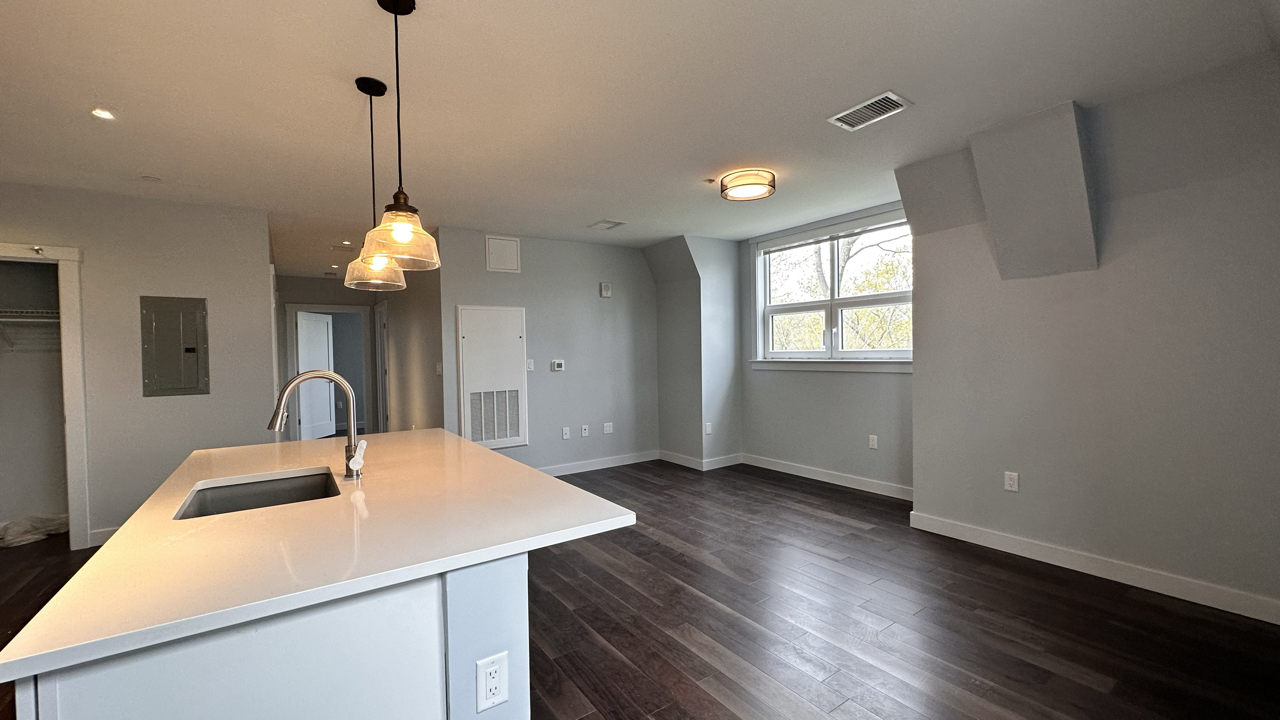 136 Babcock St, Coolidge Corner