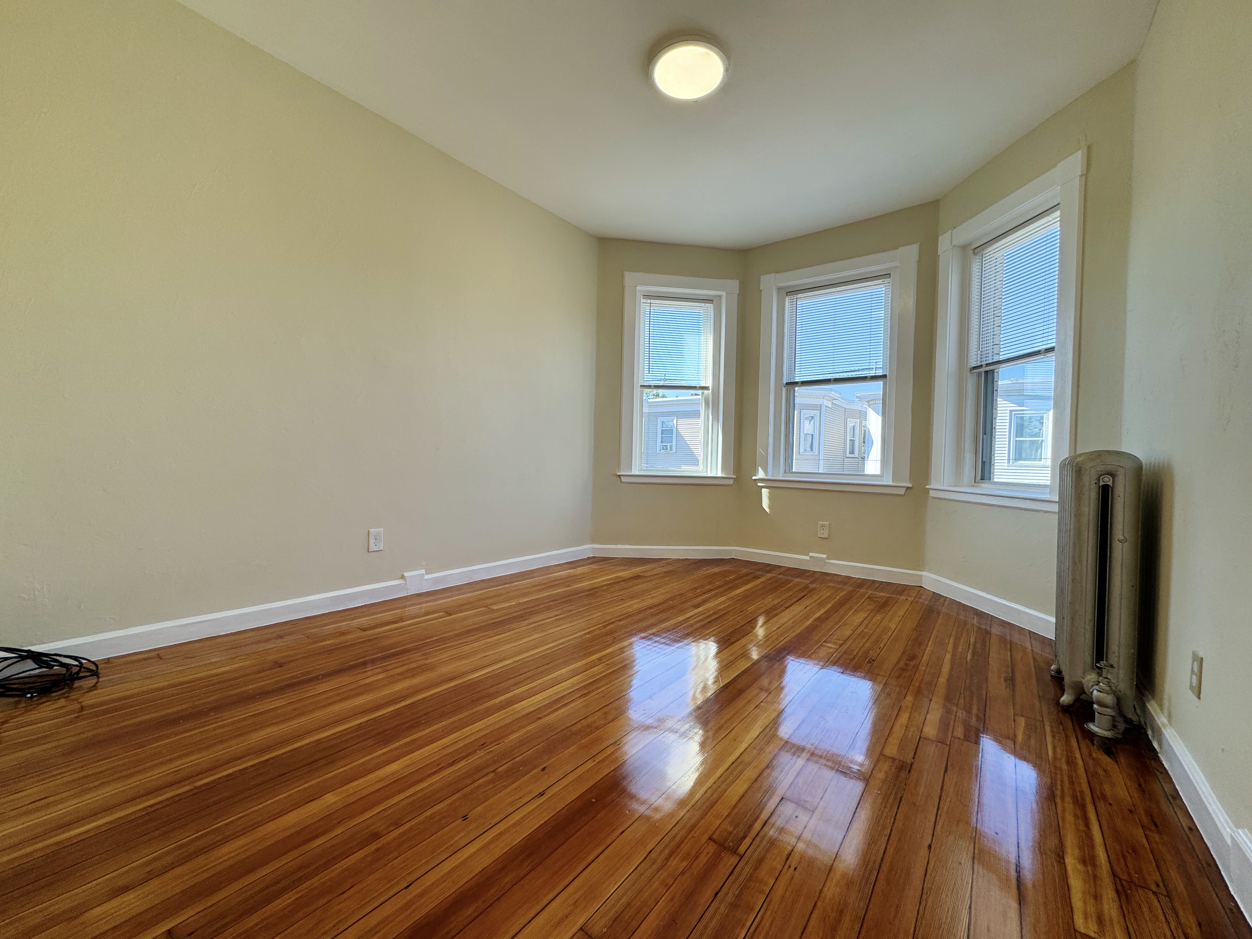 189 Chestnut St, Chelsea