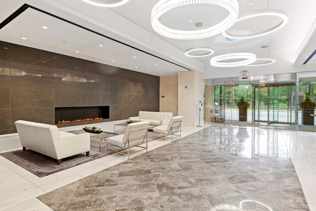 151 Tremont St, Downtown