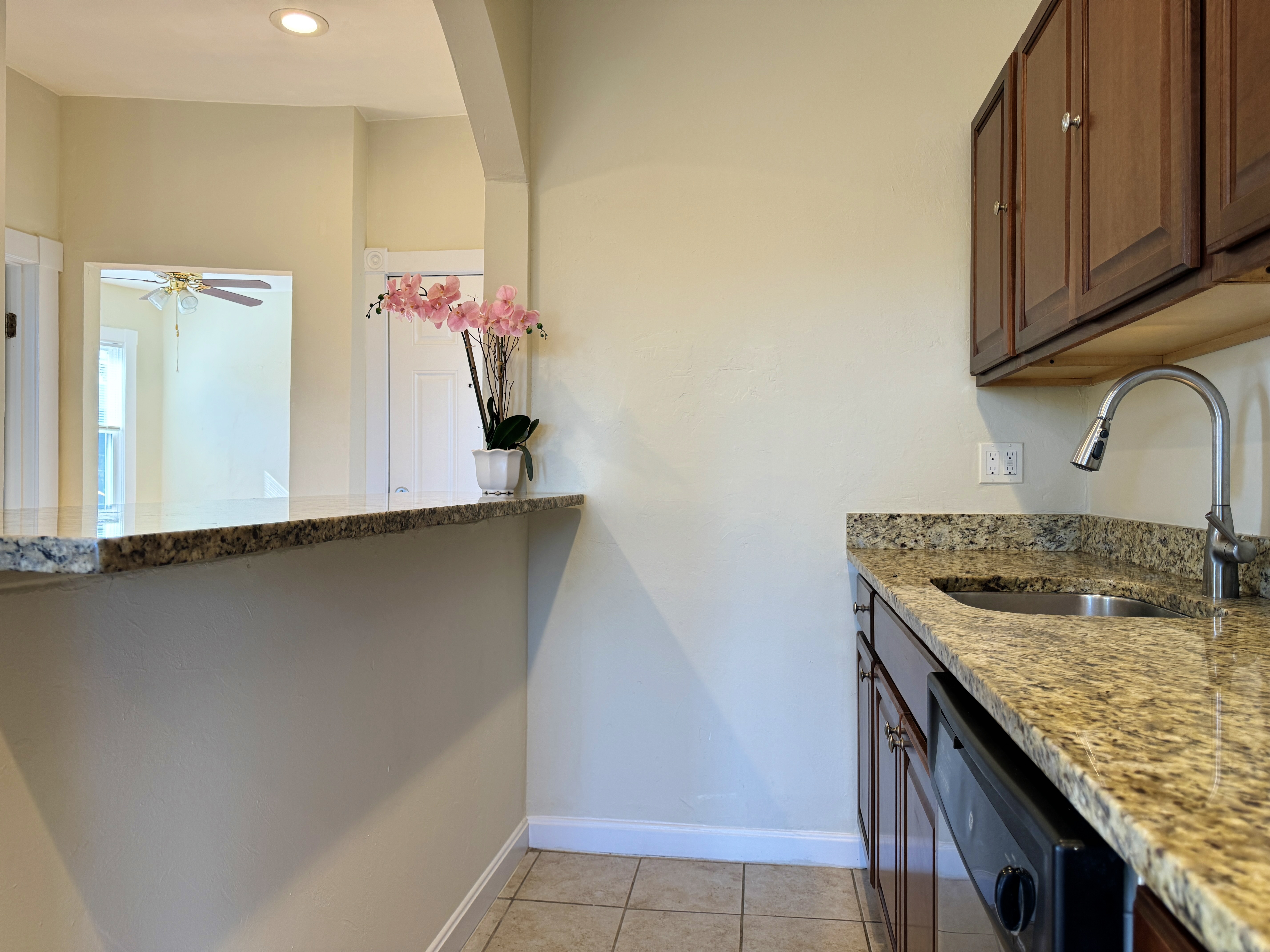 189 Chestnut St, Chelsea