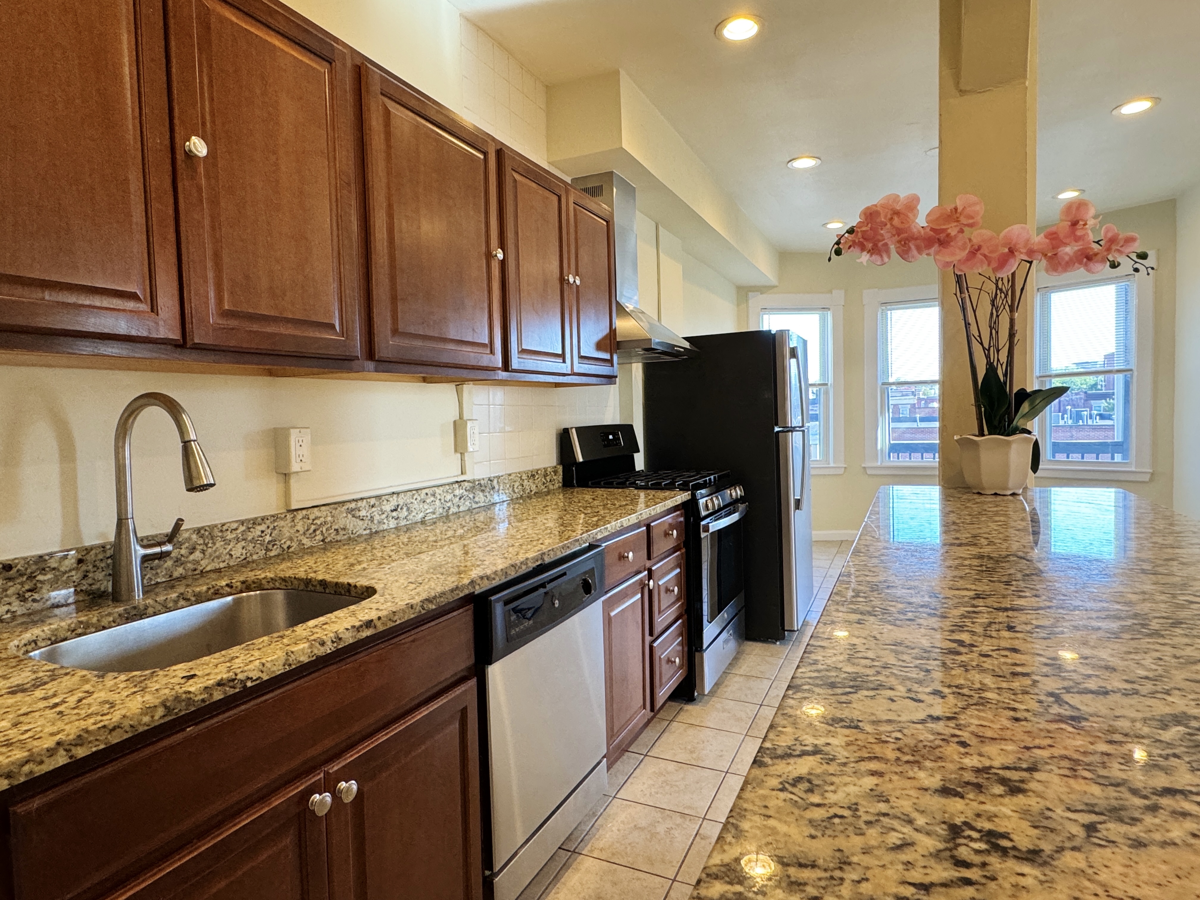 189 Chestnut St, Chelsea