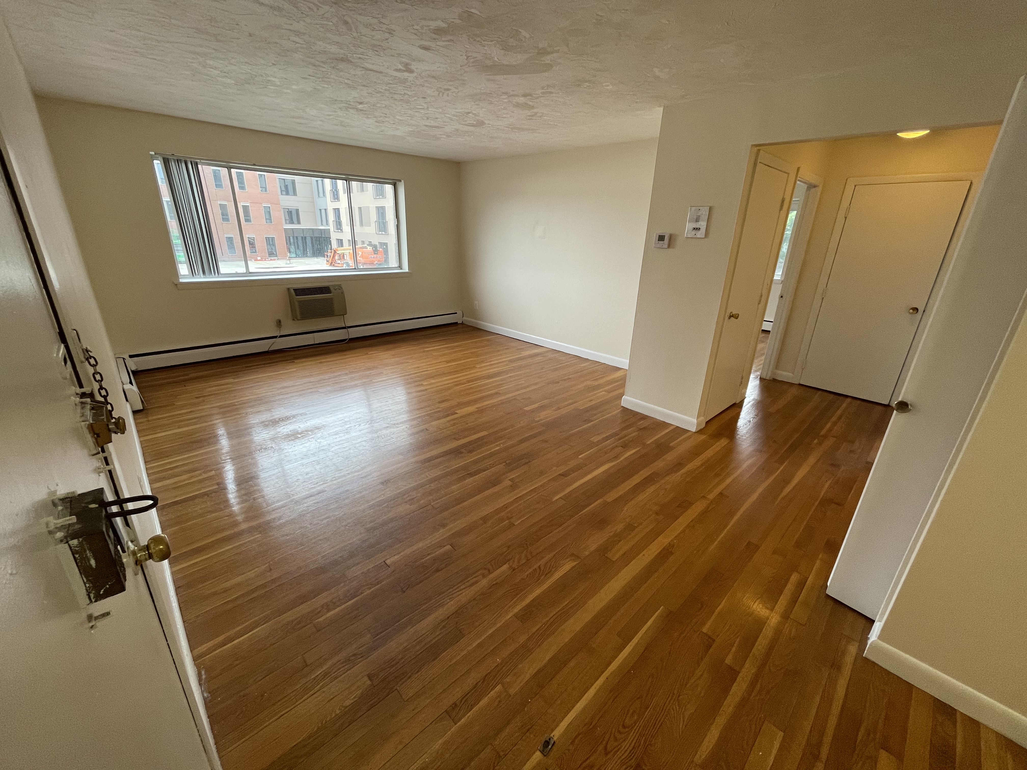 75 Gardner St, Allston