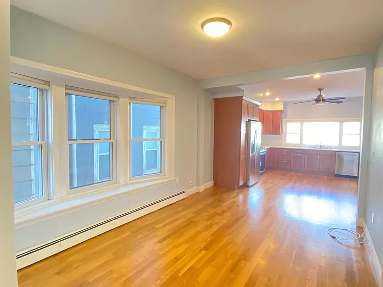 83 Hudson St, Davis Square