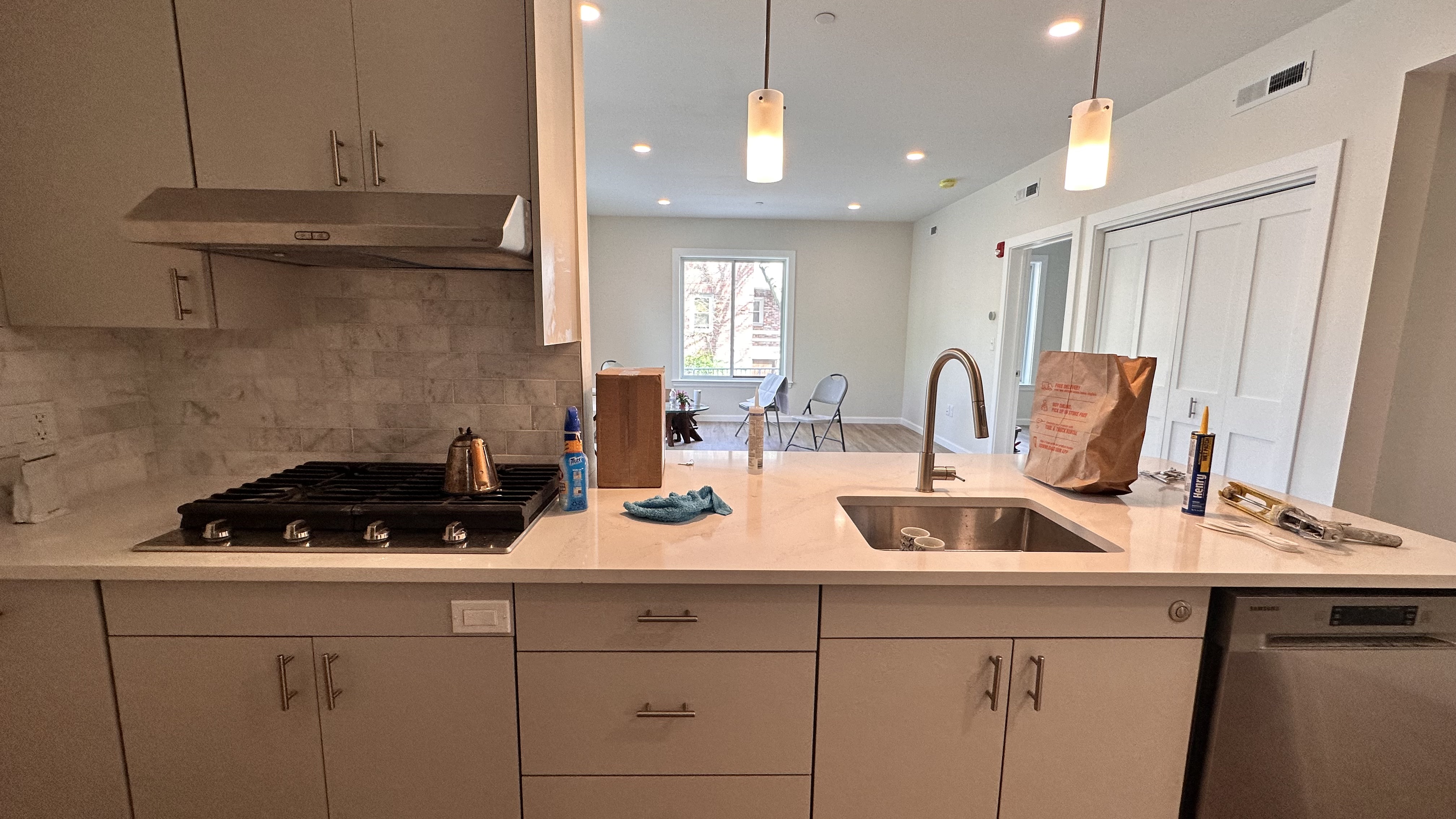 458 Washington St, Brighton